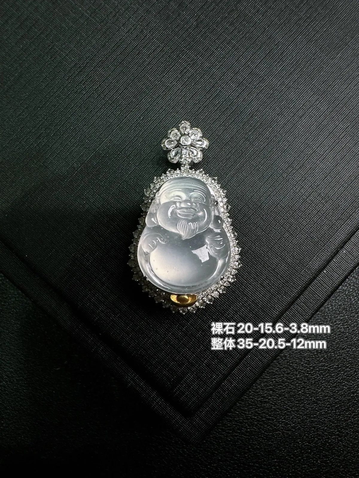 天然缅甸Ａ货翡翠18k金镶嵌
白冰佛公吊坠y151