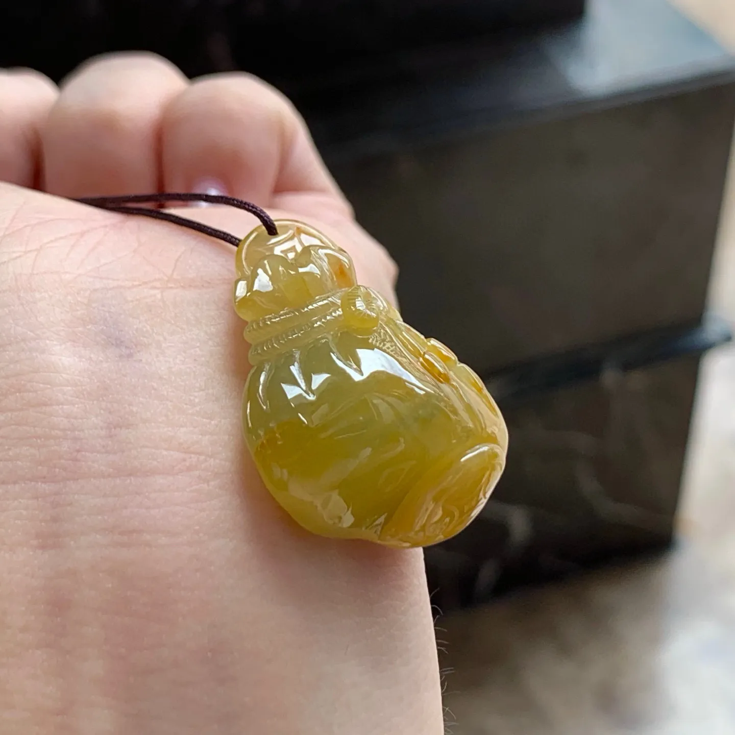 黄翡钱袋子
细腻独特
