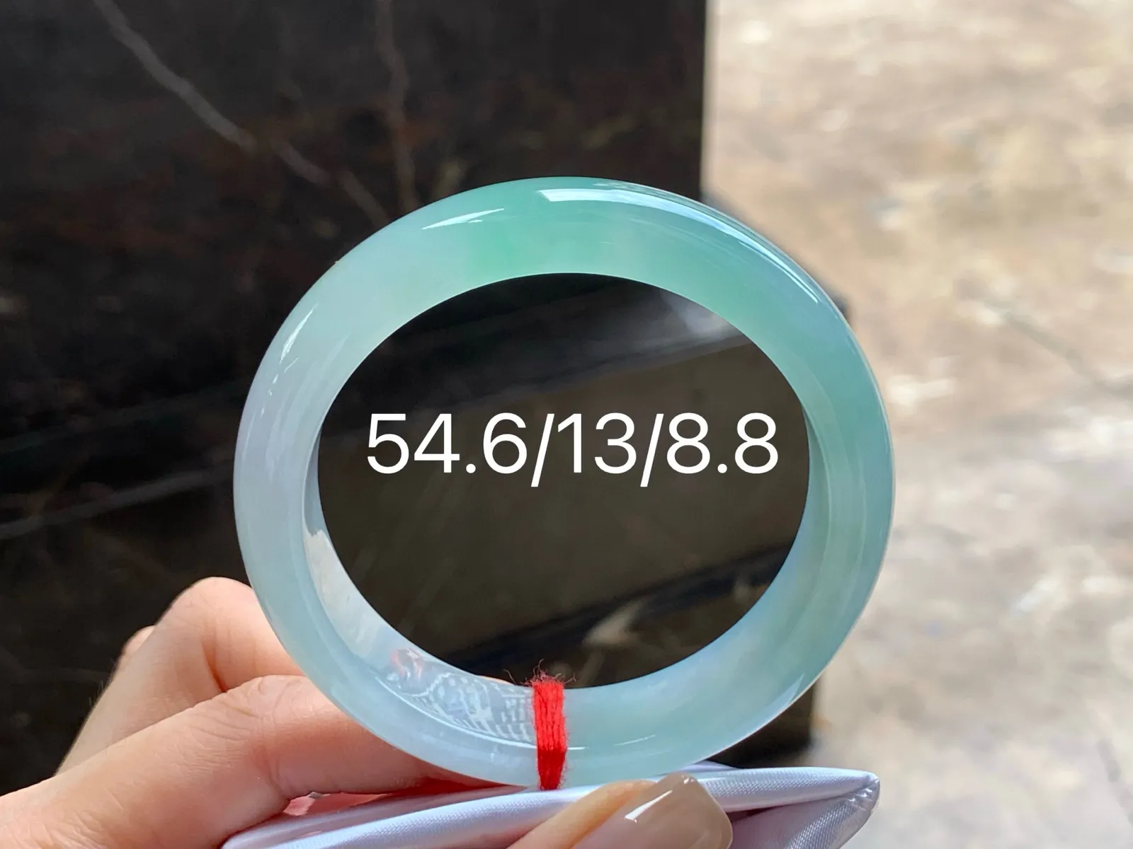 冰晴手镯
种老54.6/13/8.8mm