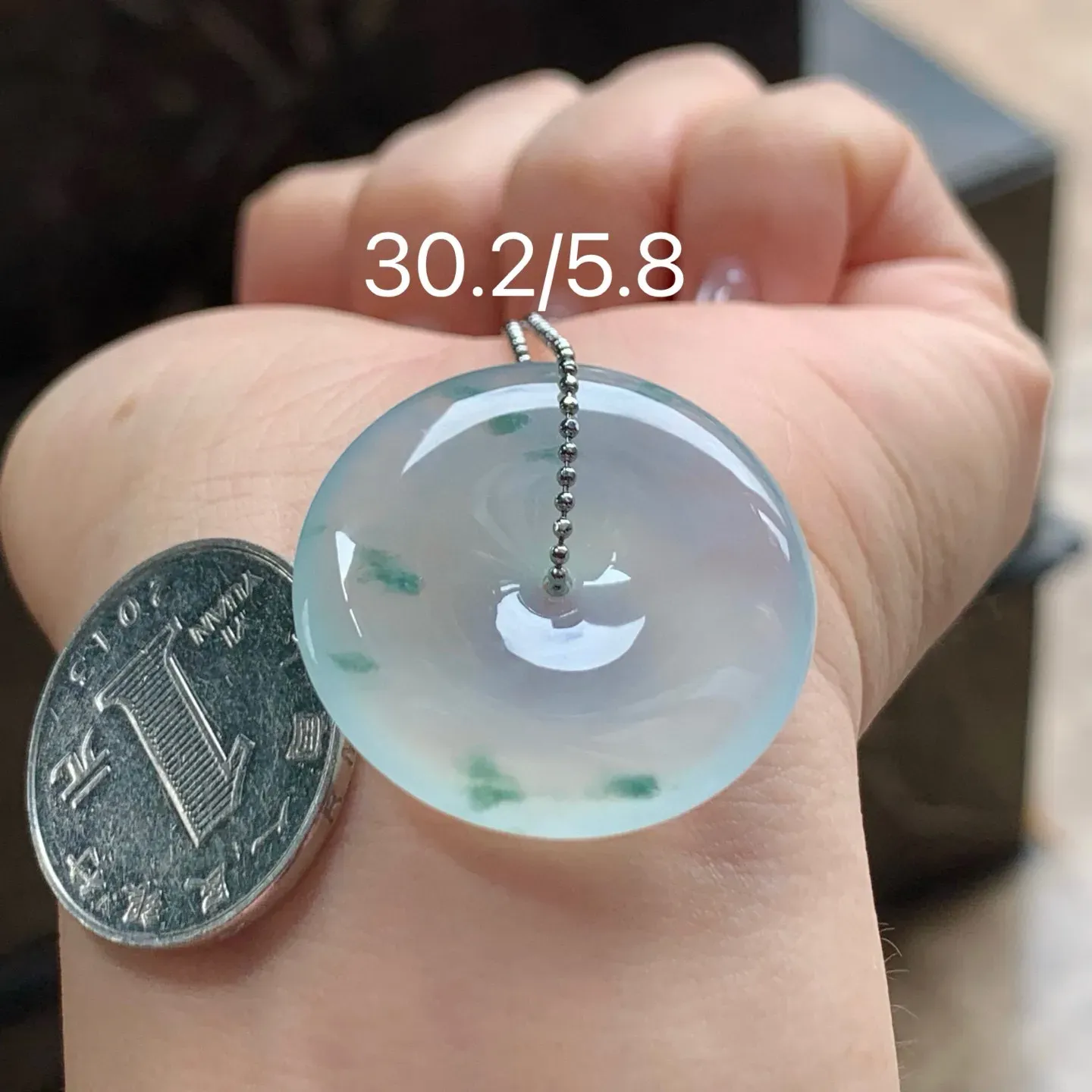 冰种飘花平安扣
清爽
