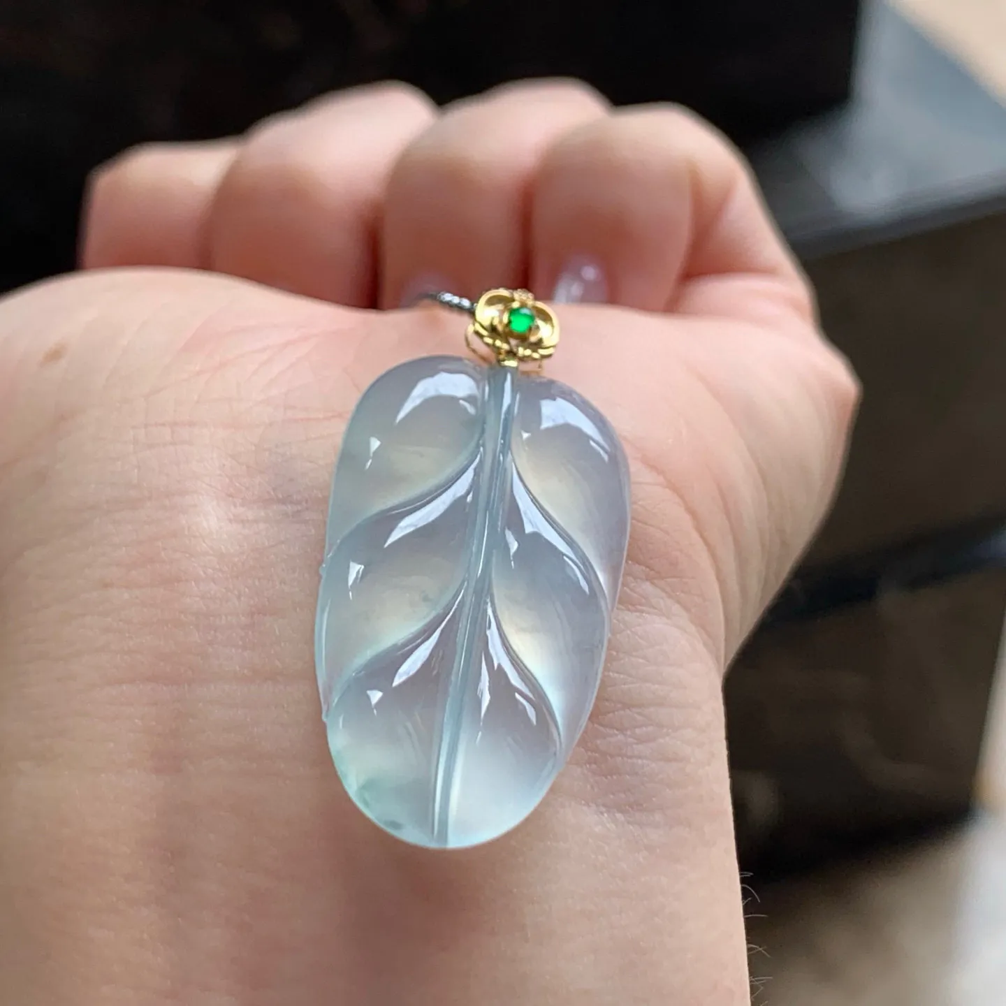 冰种玉叶
清爽 金扣