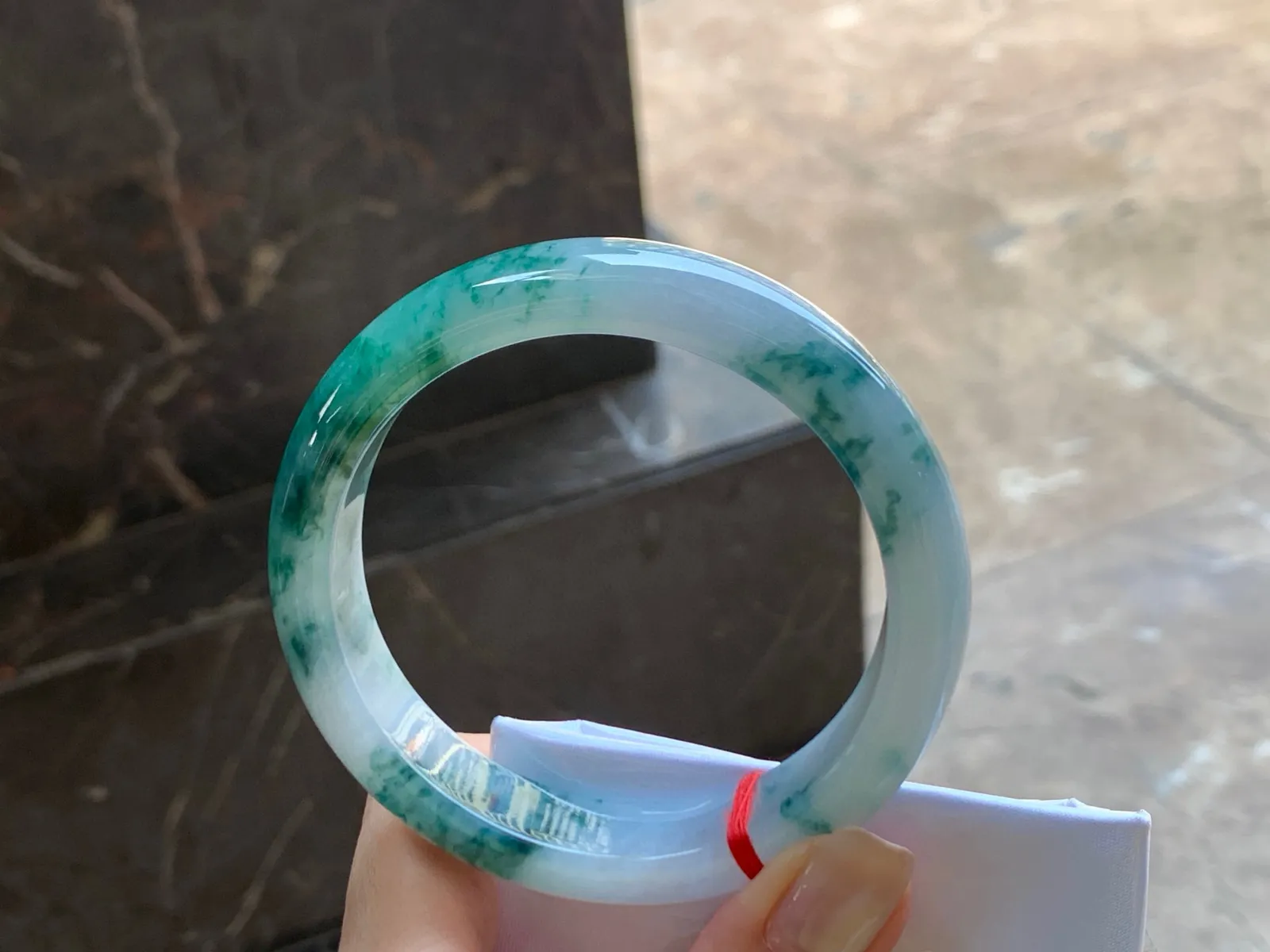 飘花手镯
干净清爽 58.3/13.2/8.5mm
