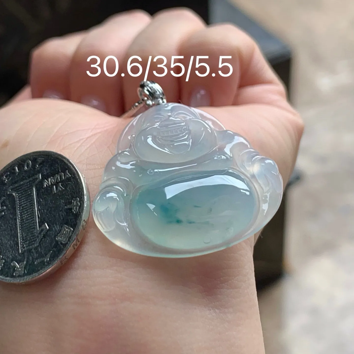 冰种飘花坐佛
清爽 金扣