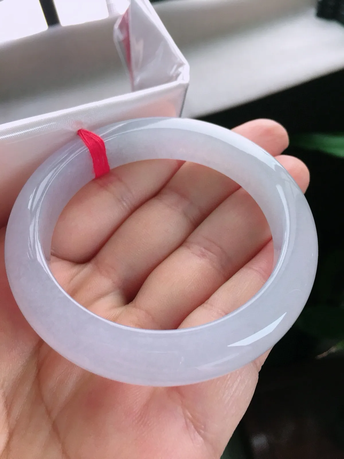 圈口55.1，正圈手镯，冰紫，玉质冰润细腻，尺寸56.1-12.1-8.8mm