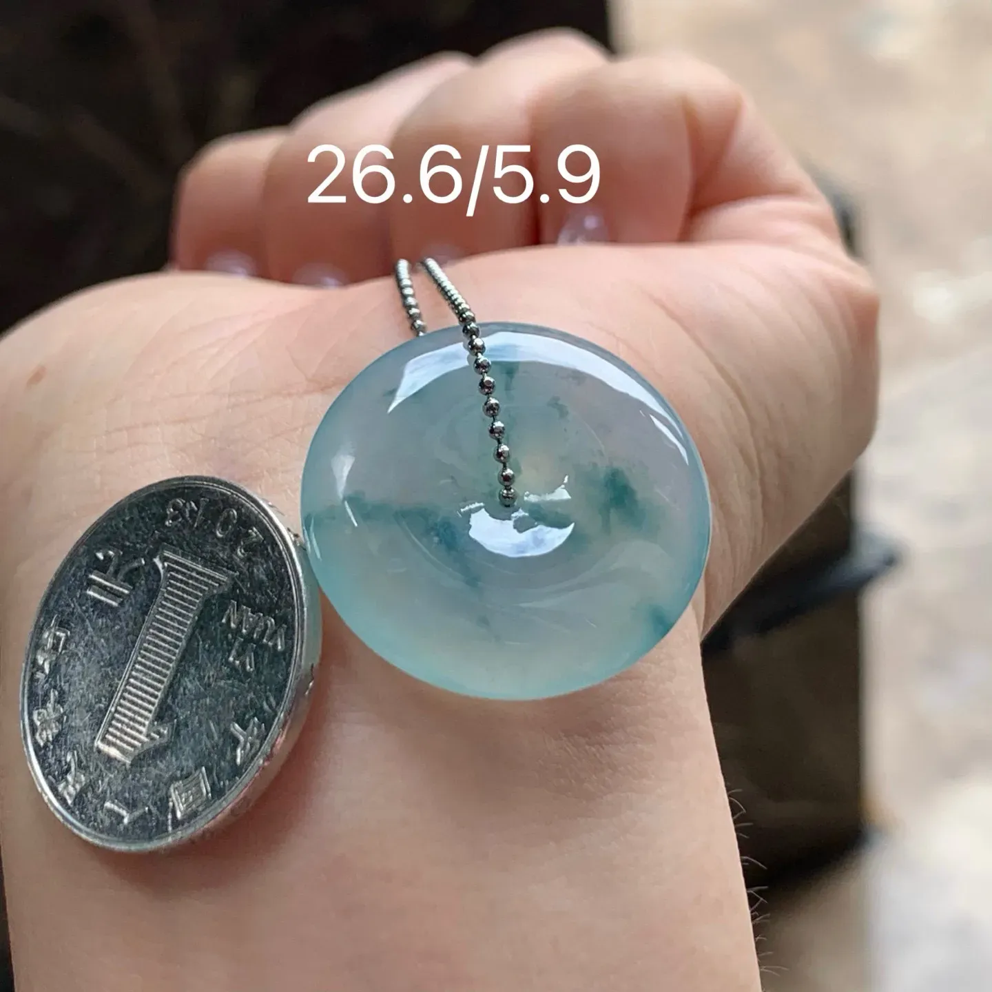 飘花平安扣
水润