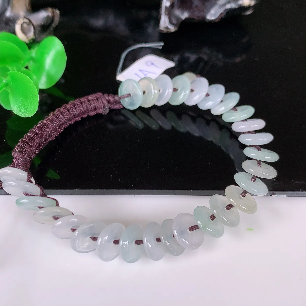 自然光实拍，冰种翡翠平安扣手链手串，水润秀气，料子细腻，清爽，高档大气，自戴送礼佳品！#49.12取一尺寸7.5*mm