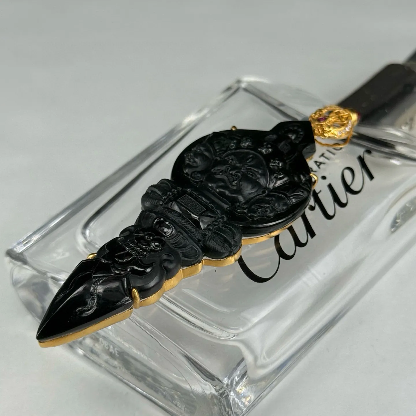 精品18k墨翠降魔杵 种好色正 黑度极好 打灯通透 油性十足 尺寸85