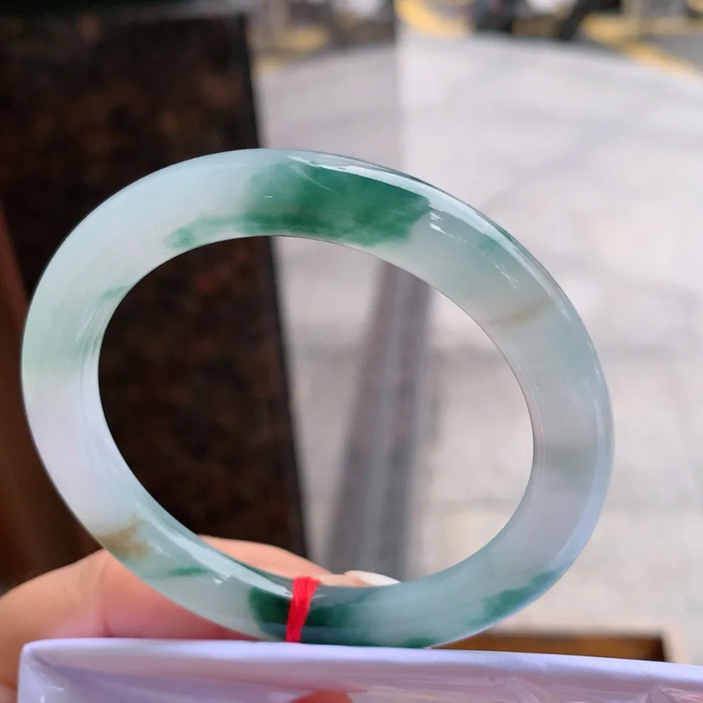 圆条高冰飘花 无瑕 尺寸:55.4/8.7 花美🥰🥰