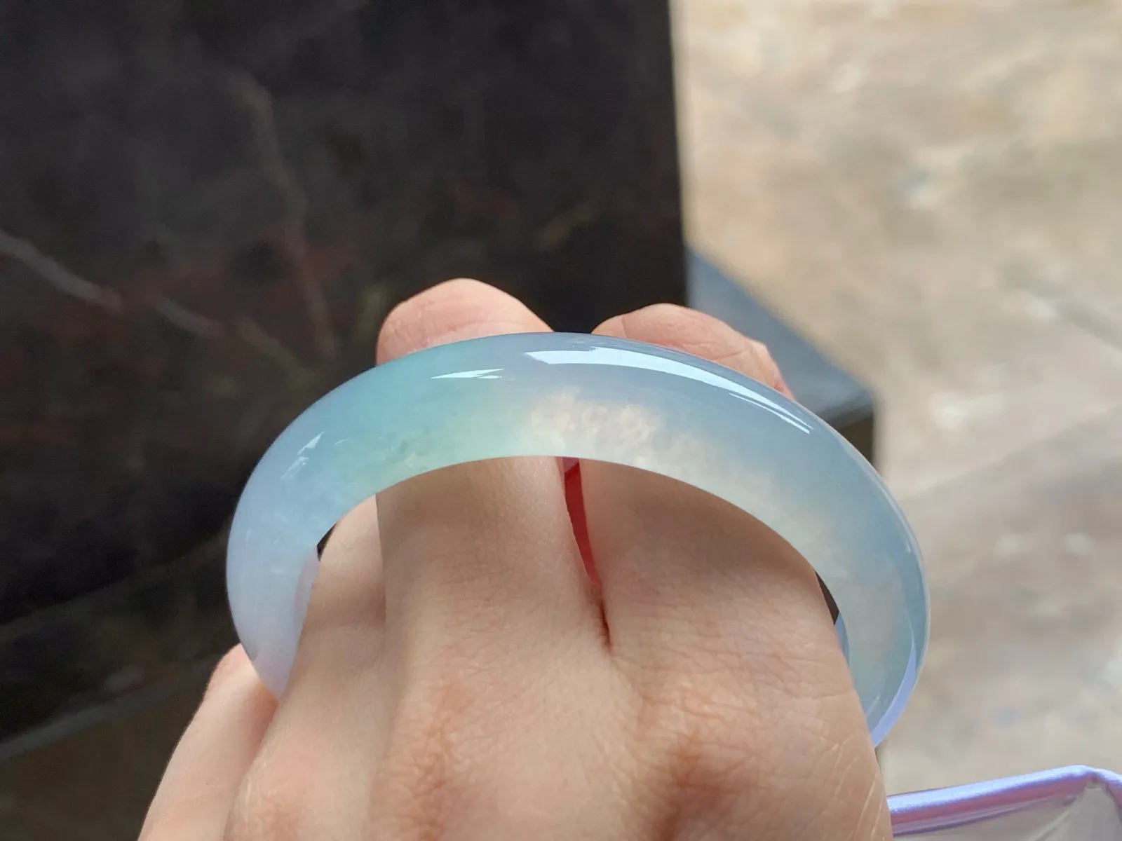 冰种手镯
种老水足 54.2/12/8.5mm