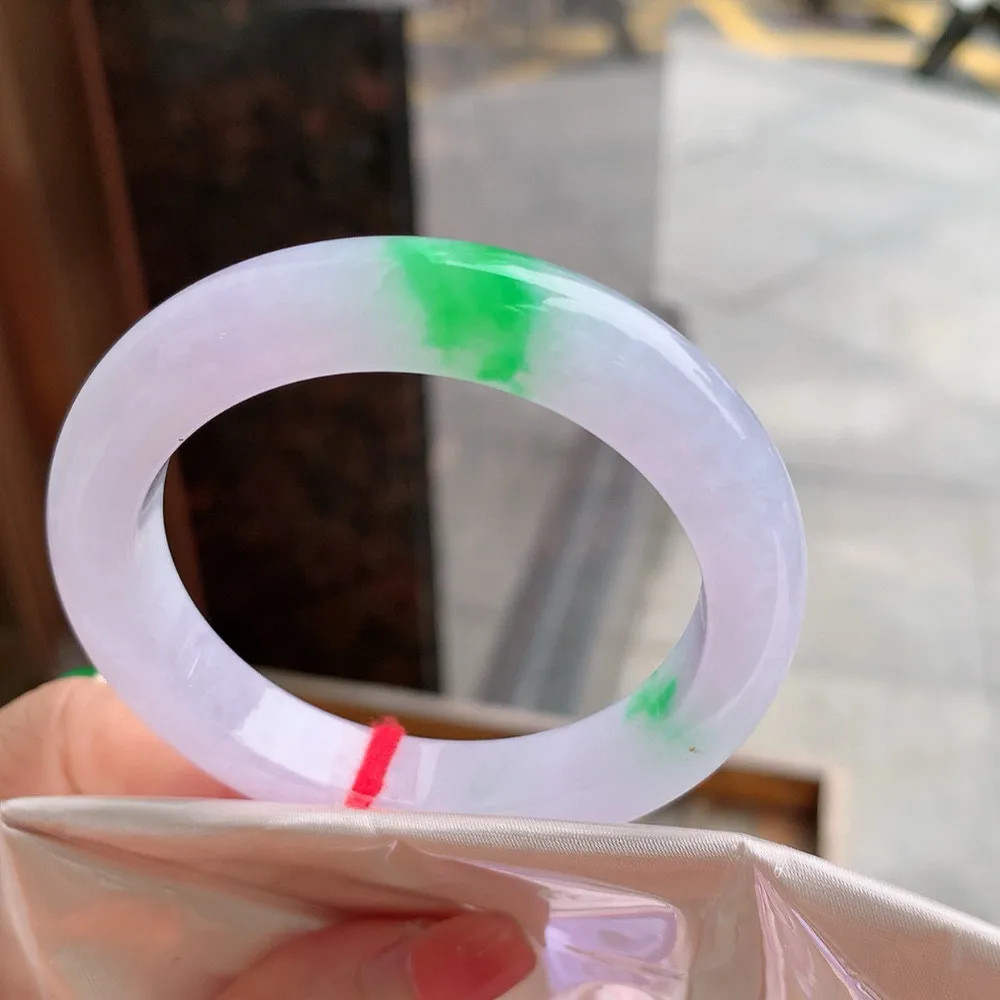 正圈满色冰春彩 一丝皮纹 尺寸:50.9/10.2/8.7 种色兼备