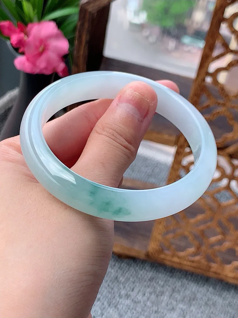 a货翡翠老坑飘花正装正圈手镯57-58圈口 尺寸57.5×11.8×7mm 重量46.66g 0702