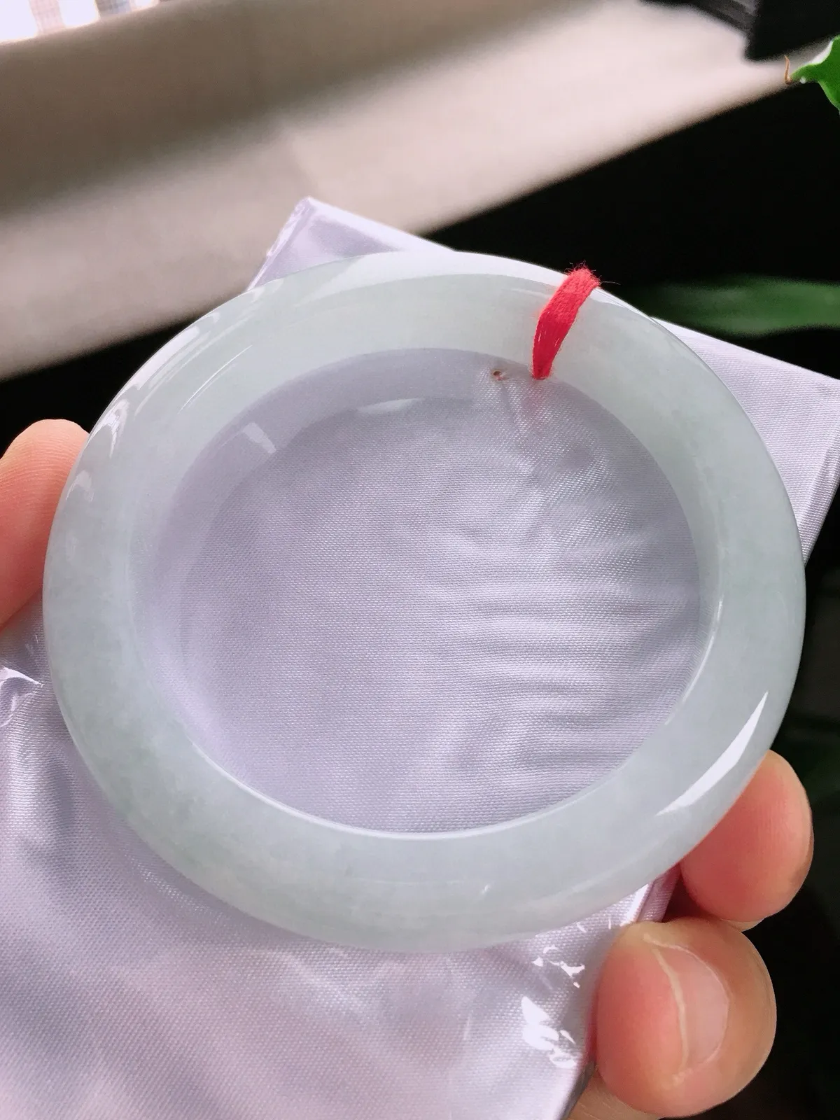 圈口60，正圈手镯，大圈口，白冰，玉质水润，尺寸60-11.1-9.3mm