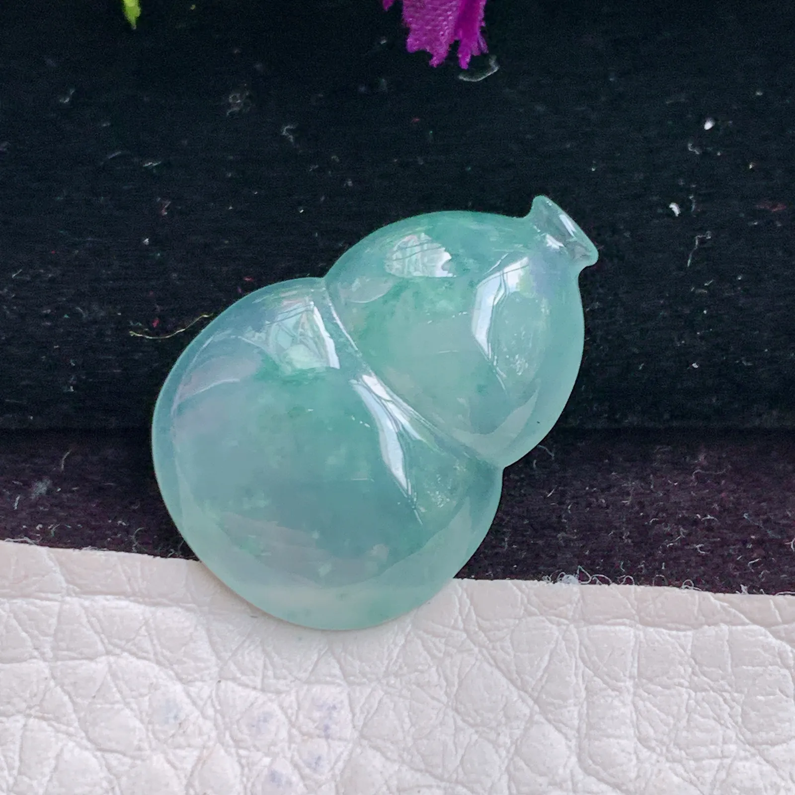 Lz实拍26*18.6*5.5镶嵌款翡翠A货精雕冰胶灵动饱满葫葫芦 玉葫芦玉吊坠