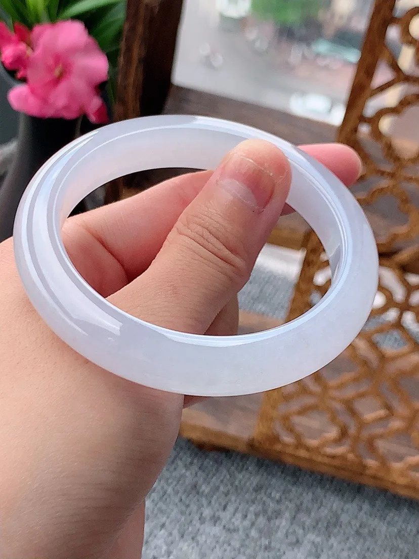 a货翡翠老坑白月光正装正圈手镯55-56圈口 尺寸55.8×11.2×8.5mm 重量55.44g 0702