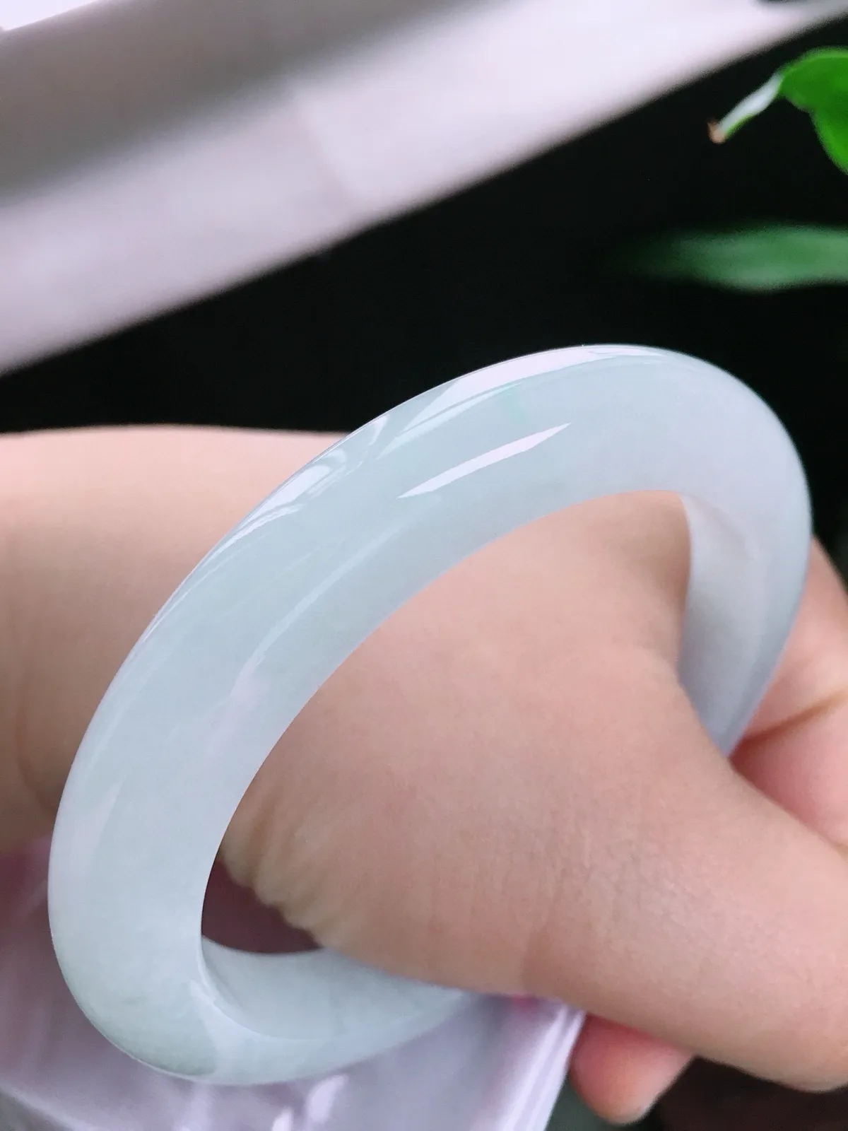 圈口60，正圈手镯，大圈口，白冰，玉质水润，尺寸60-11.1-9.3mm