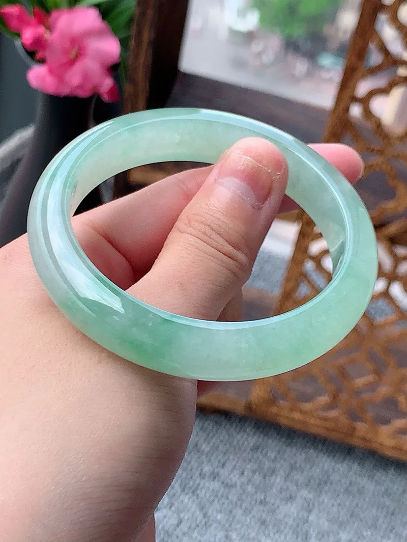 a货翡翠老坑晴绿正装正圈手镯55-56圈口 尺寸55×12×7.8mm 重量53.55g 0702