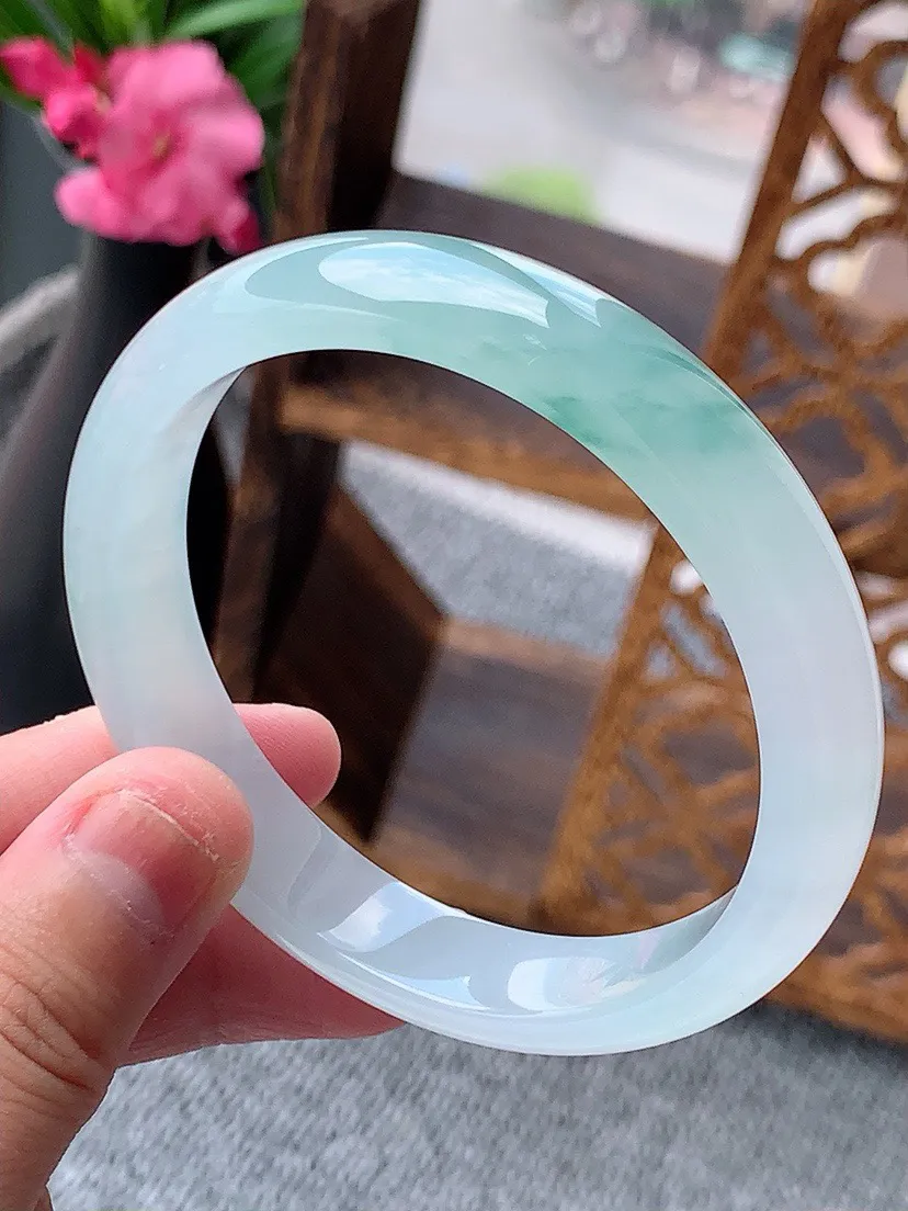 a货翡翠老坑飘花正装正圈手镯57-58圈口 尺寸57.5×11.8×7mm 重量46.66g 070