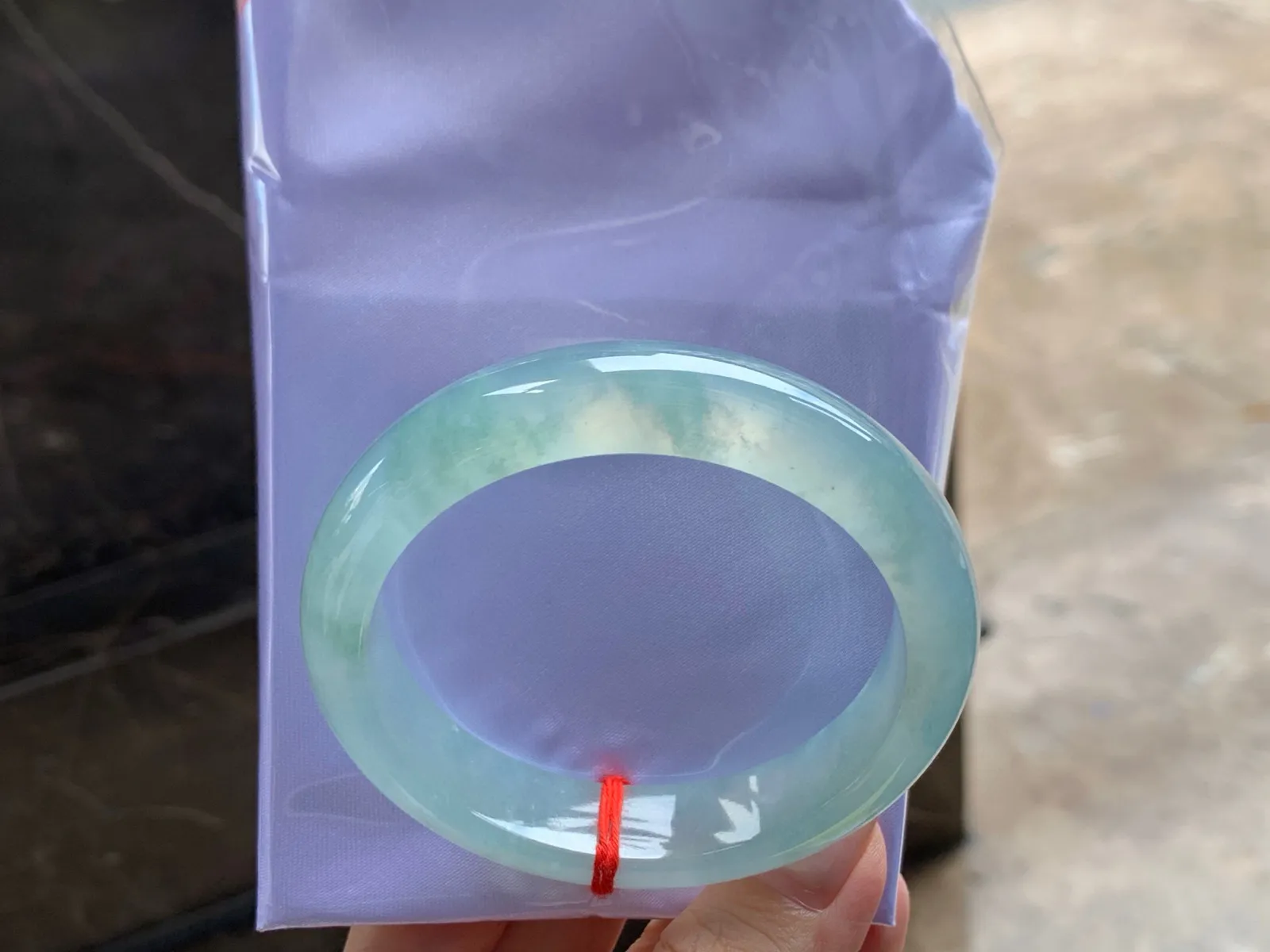 冰种晴底手镯
种老55.6/13/8.6mm