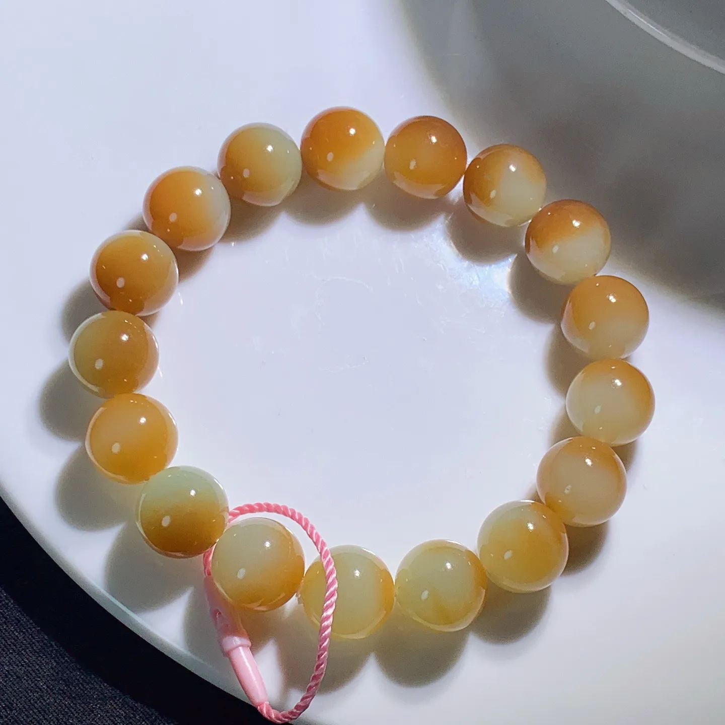 和田玉且末糖半山半水圆珠手串 单颗尺寸12.玉质细腻油润 底色纯净 脂粉好，品质好！lt2507010
