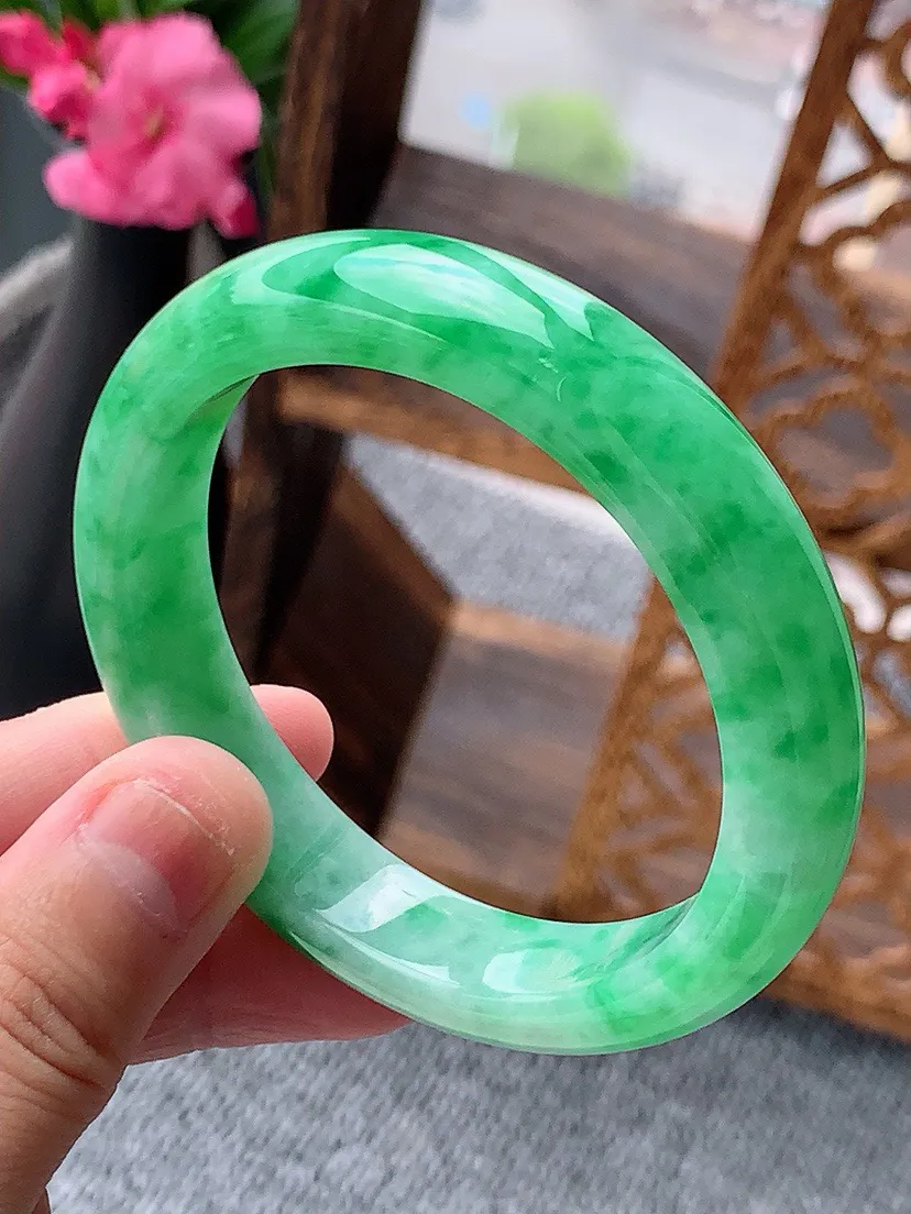 a货翡翠老坑满绿正装正圈手镯53-54圈口 尺寸53.5×11.8×7.8mm 重量51.26g 0