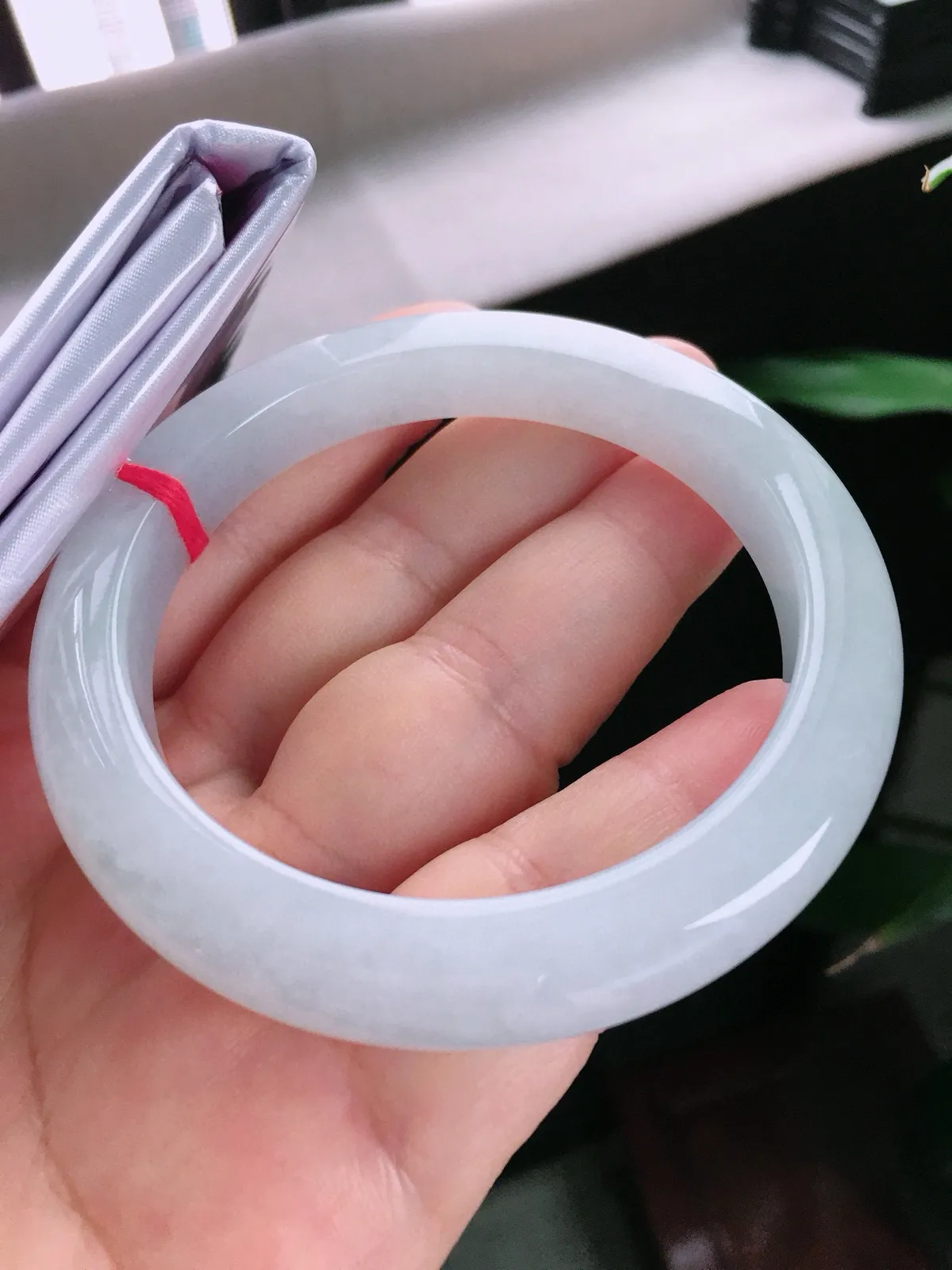 圈口60，正圈手镯，大圈口，白冰，玉质水润，尺寸60-11.1-9.3mm