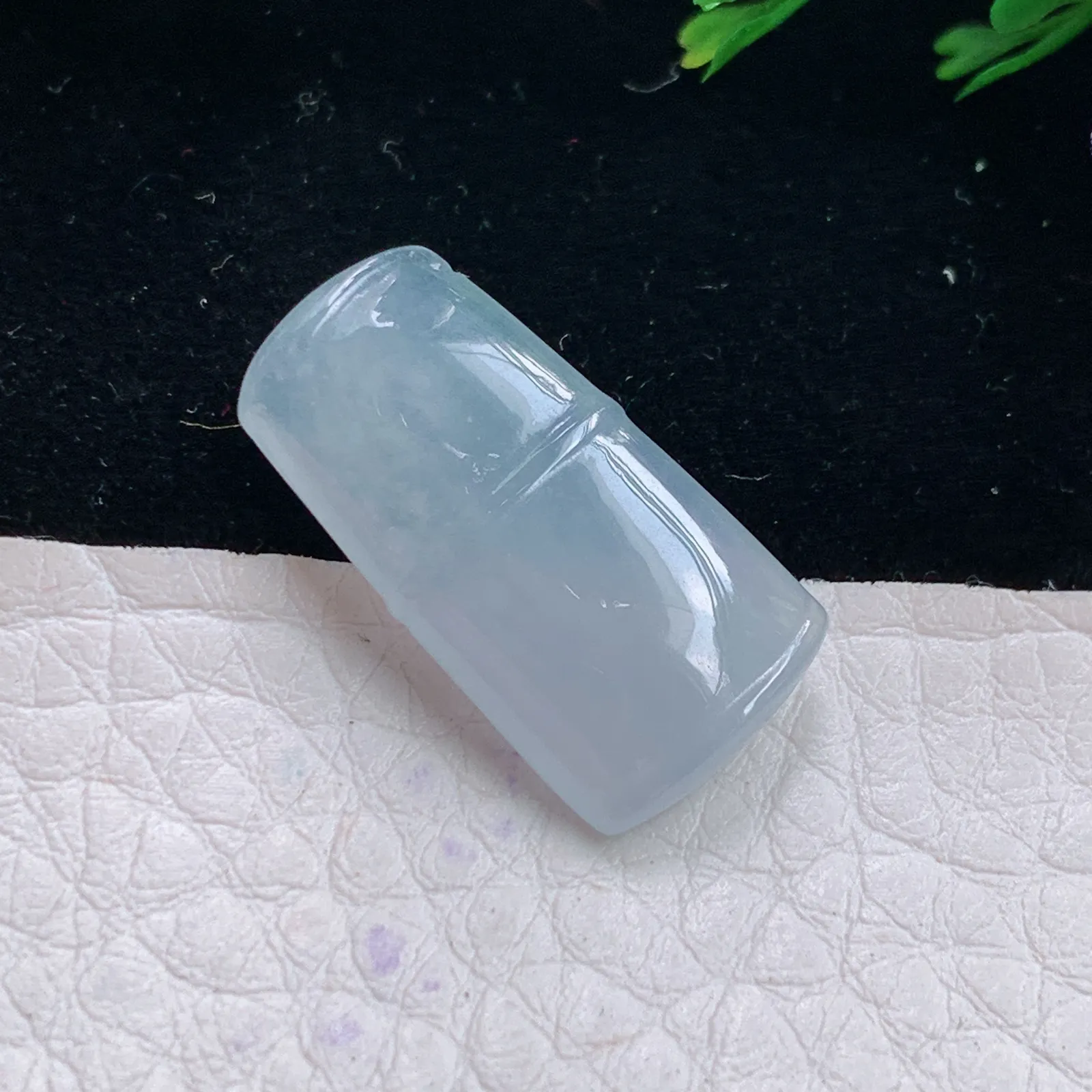 Lz实拍22.6*11.8*4.3翡翠A货精雕冰紫节节高 竹节玉吊坠