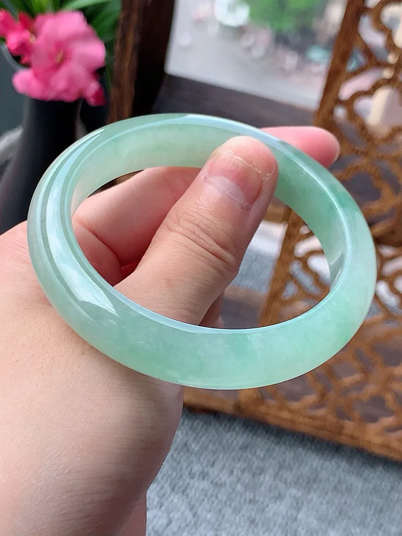 a货翡翠老坑晴绿正装正圈手镯55-56圈口 尺寸55×12×7.8mm 重量53.55g 0702