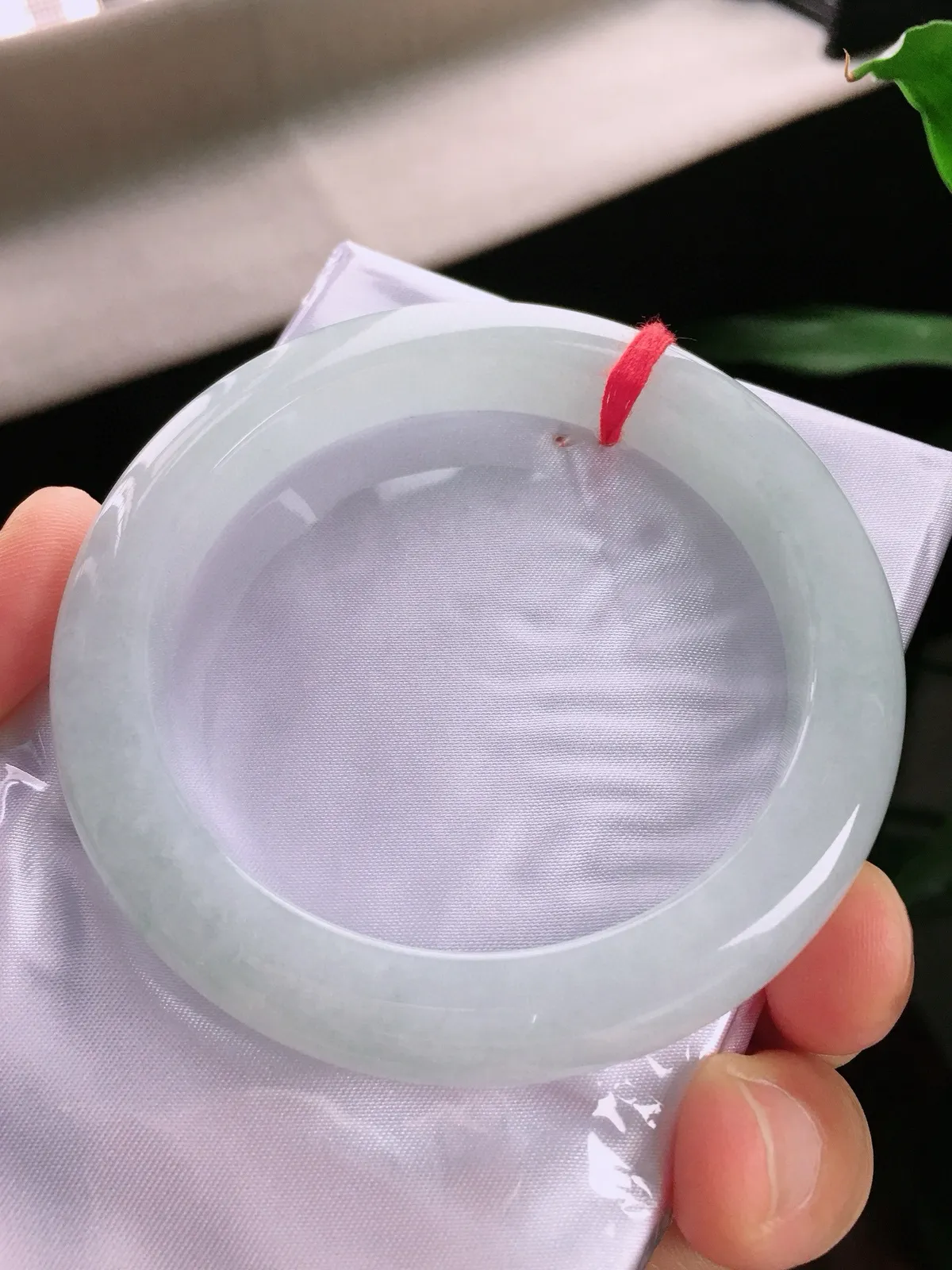 圈口60，正圈手镯，大圈口，白冰，玉质水润，尺寸60-11.1-9.3mm