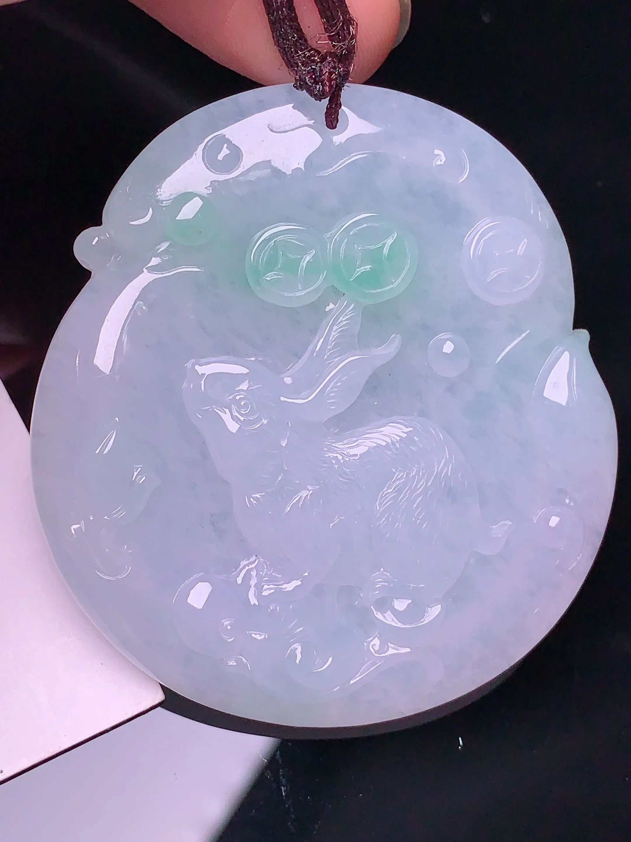 飘绿生肖鼠吊坠 玉质细腻 水润亮眼 整体尺寸50*46*5.5