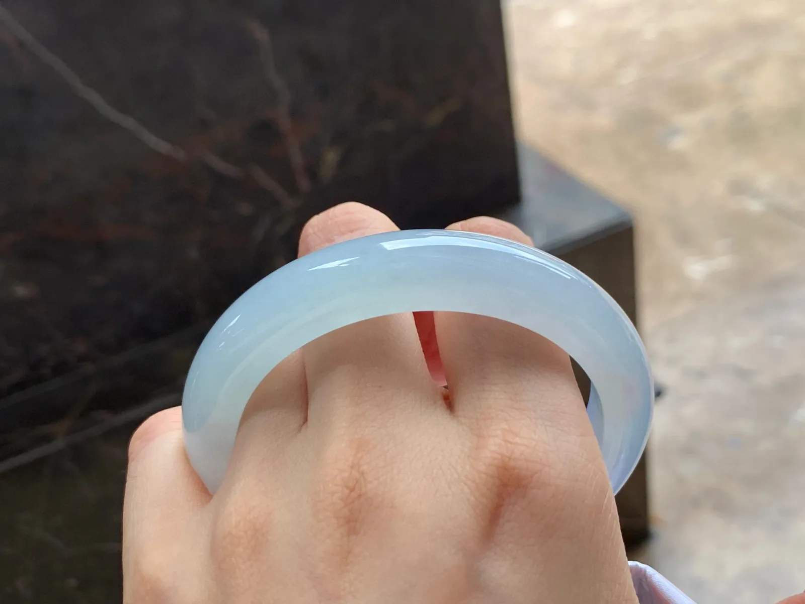 大圈手镯
水润60/13/9.6mm