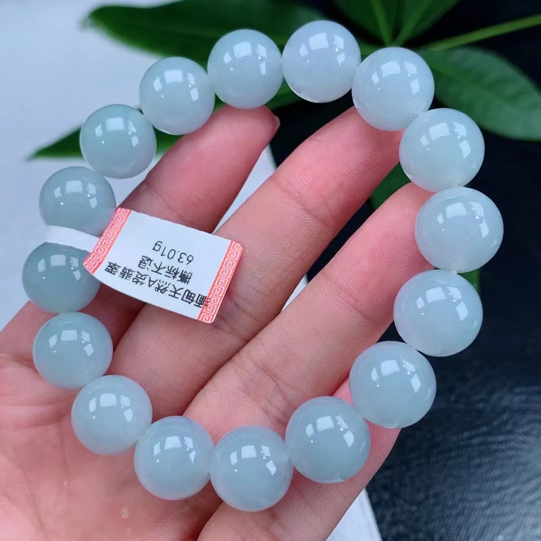 缅甸天然翡翠A货 老坑料起胶冰种 浅色圆珠手串 手链 
尺寸13.1mm  y 63.01