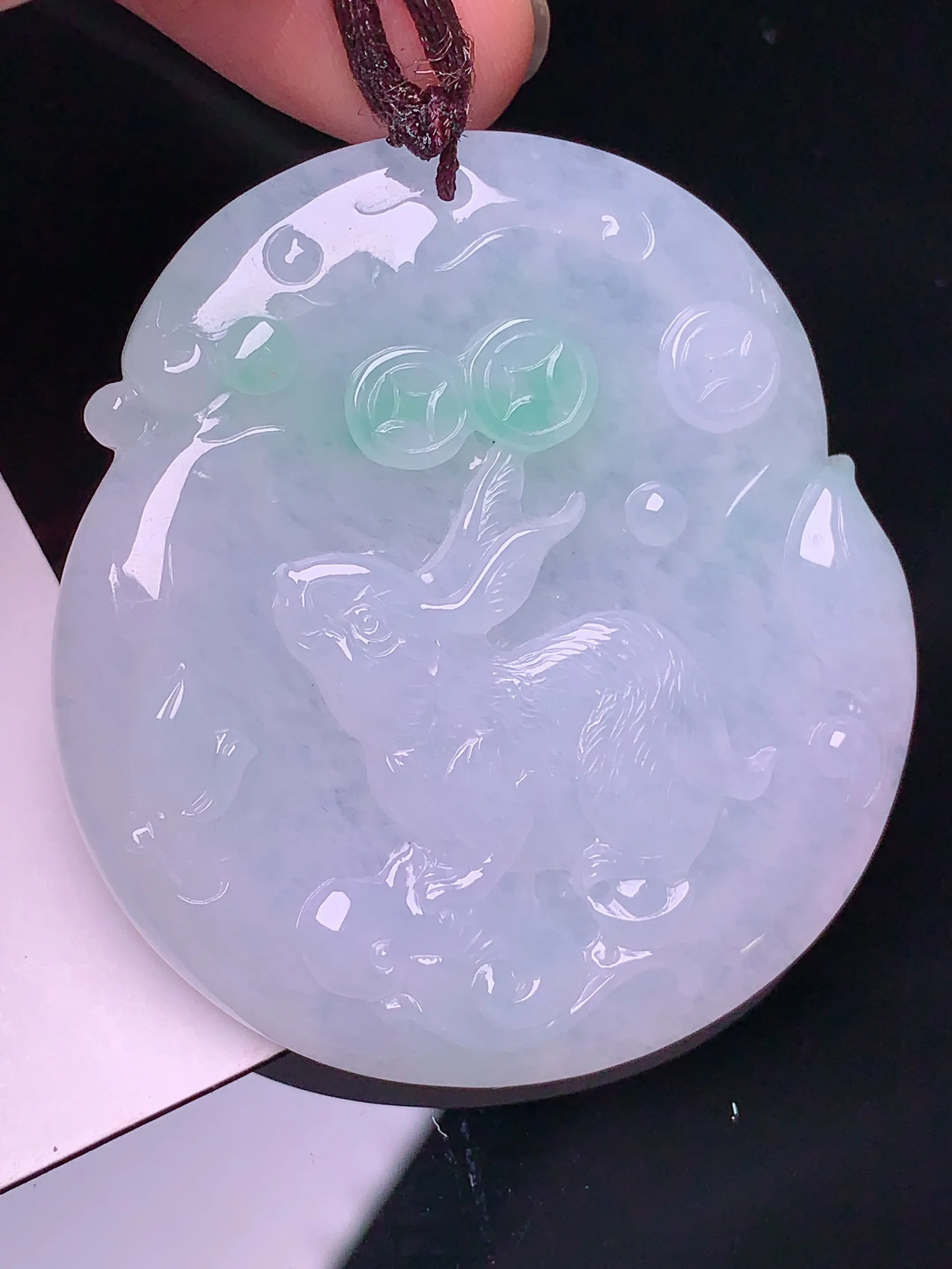 飘绿生肖鼠吊坠 玉质细腻 水润亮眼 整体尺寸50*46*5.5
