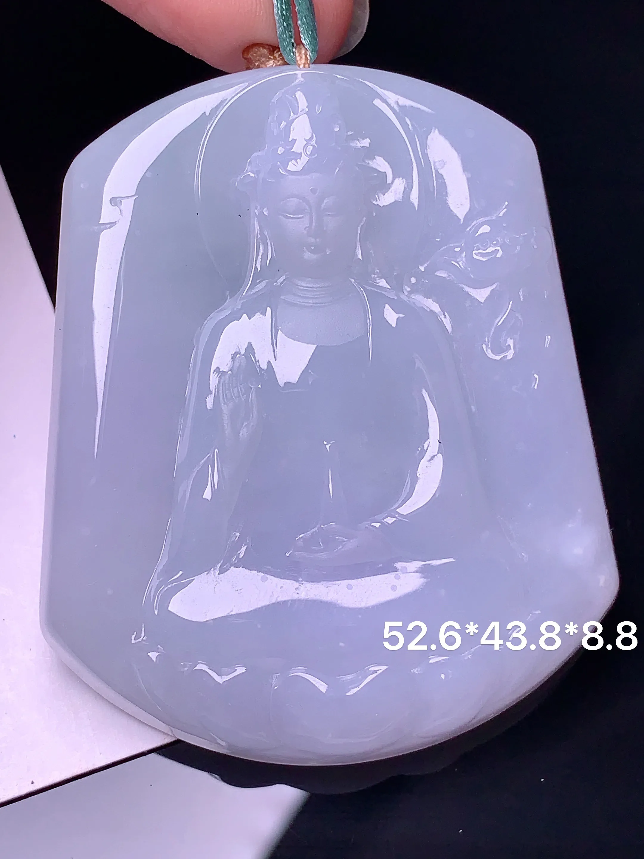 素衣观音吊坠 玉质细腻 水润亮眼 整体尺寸52.6*43.8*8.8
