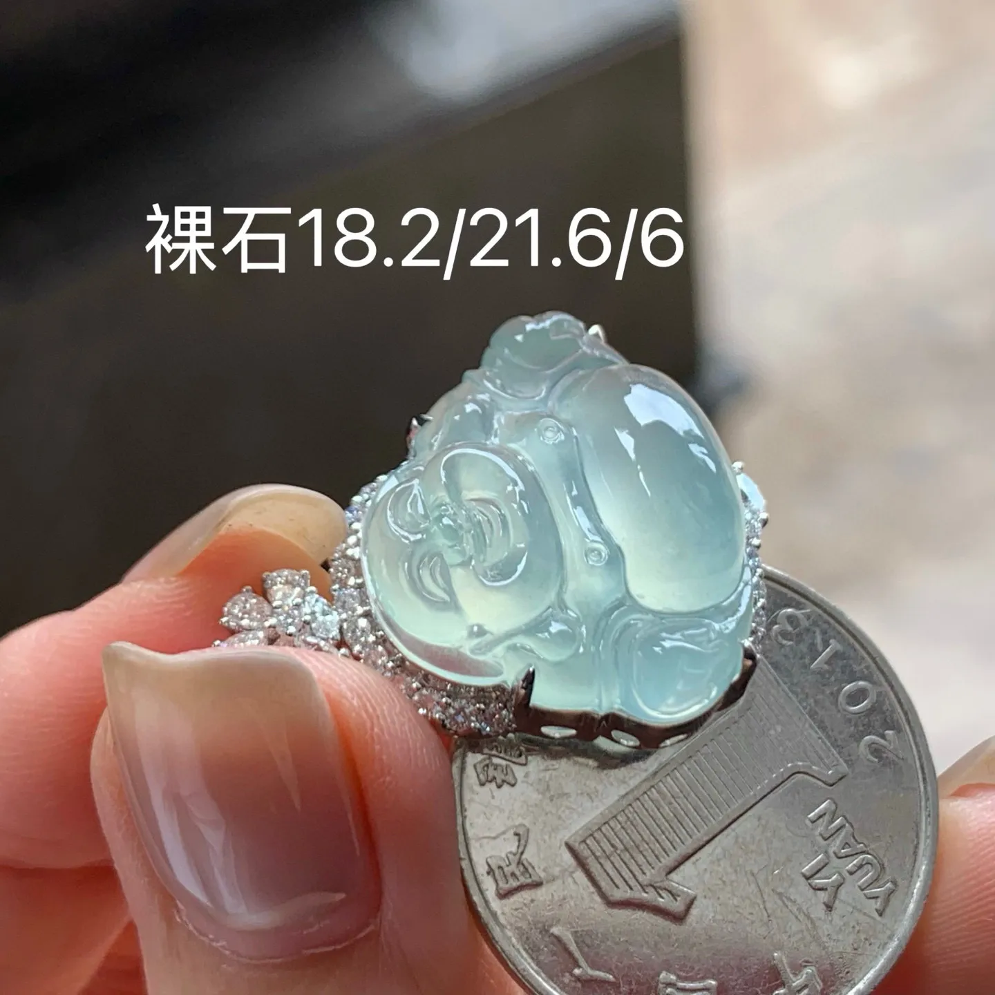 冰种坐佛
真金镶嵌 精致
