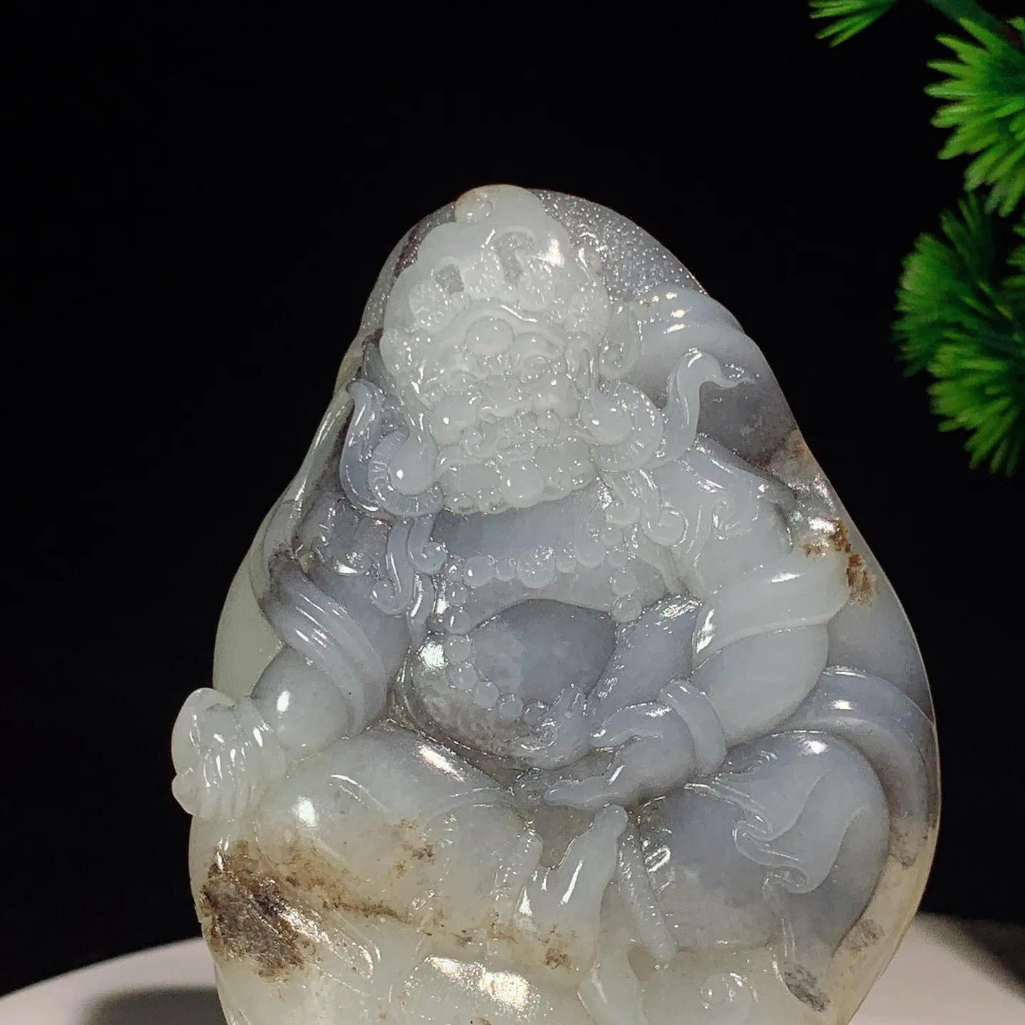 新疆籽料青花黄财神把件 尺寸88/18/63重154克，玉质细腻油润 底色纯净 脂粉好，品质好！lt2507012