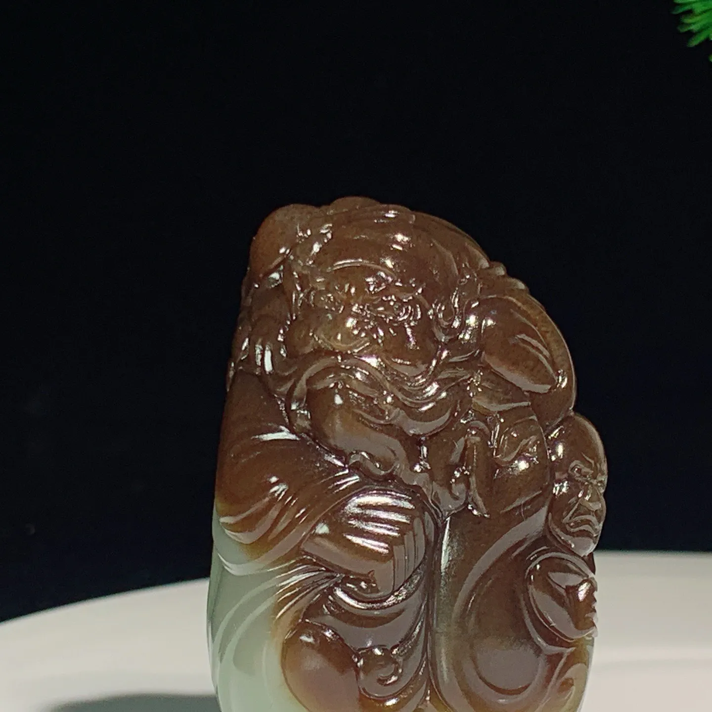 新疆且末糖老红糖钟馗纳福挂件 尺寸57/35/29重89克，玉质细腻油润 底色纯净 脂粉好，品质好！lt2507012