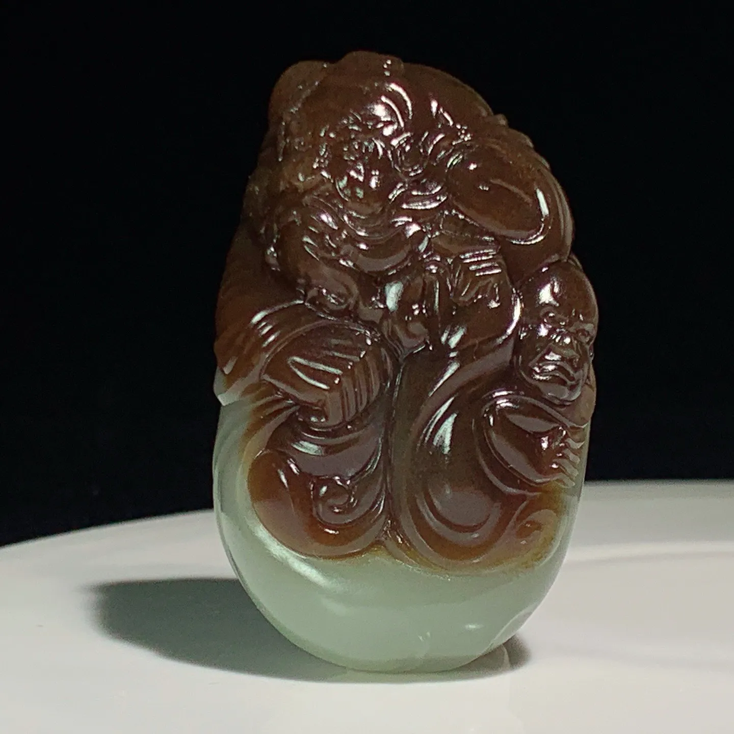 新疆且末糖老红糖钟馗纳福挂件 尺寸57/35/29重89克，玉质细腻油润 底色纯净 脂粉好，品质好！lt2507012