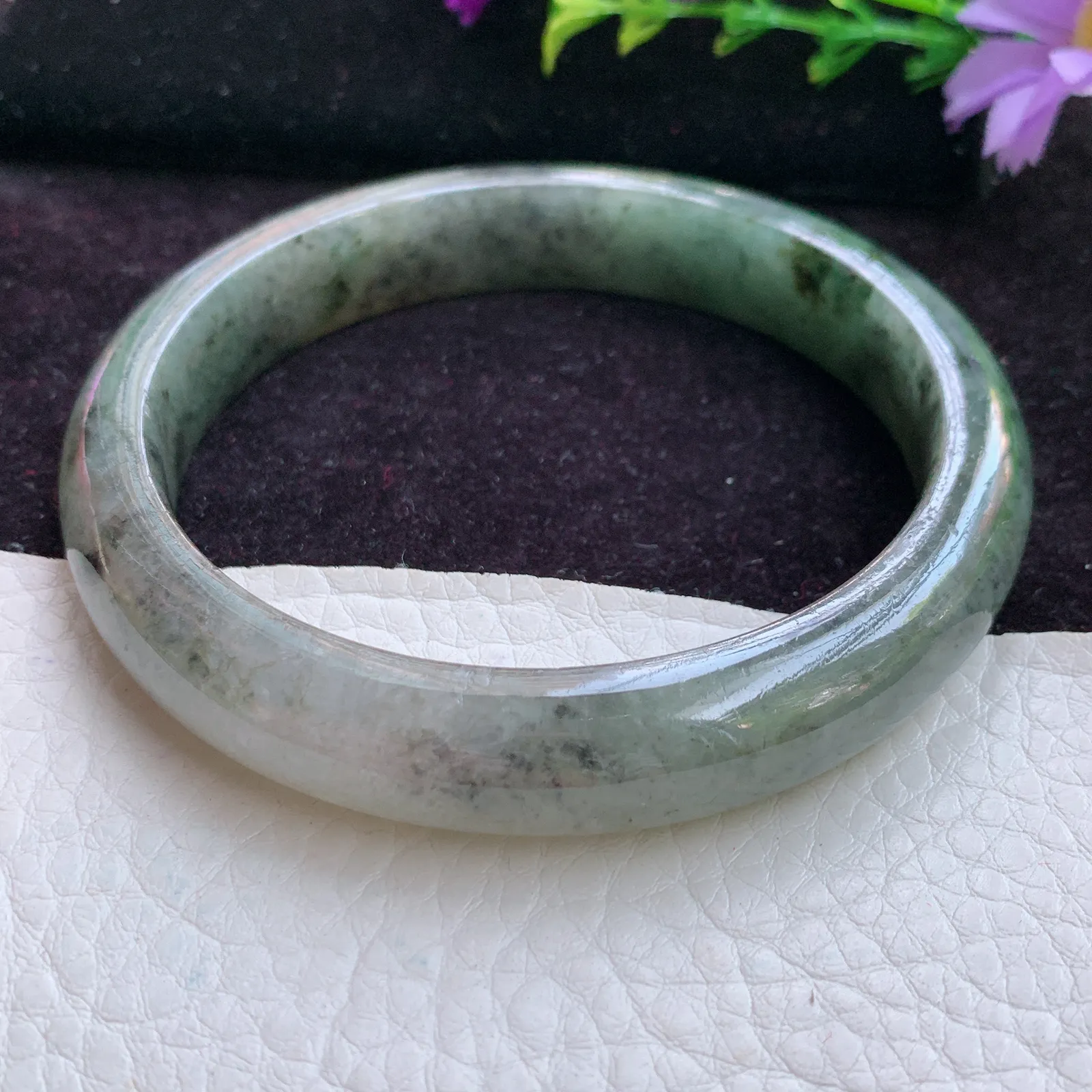 ll大圈口61.5*12*8.5平安镯 缅甸老坑胶感飘乌鸡花韵味宽边翡翠玉手镯 玉手环