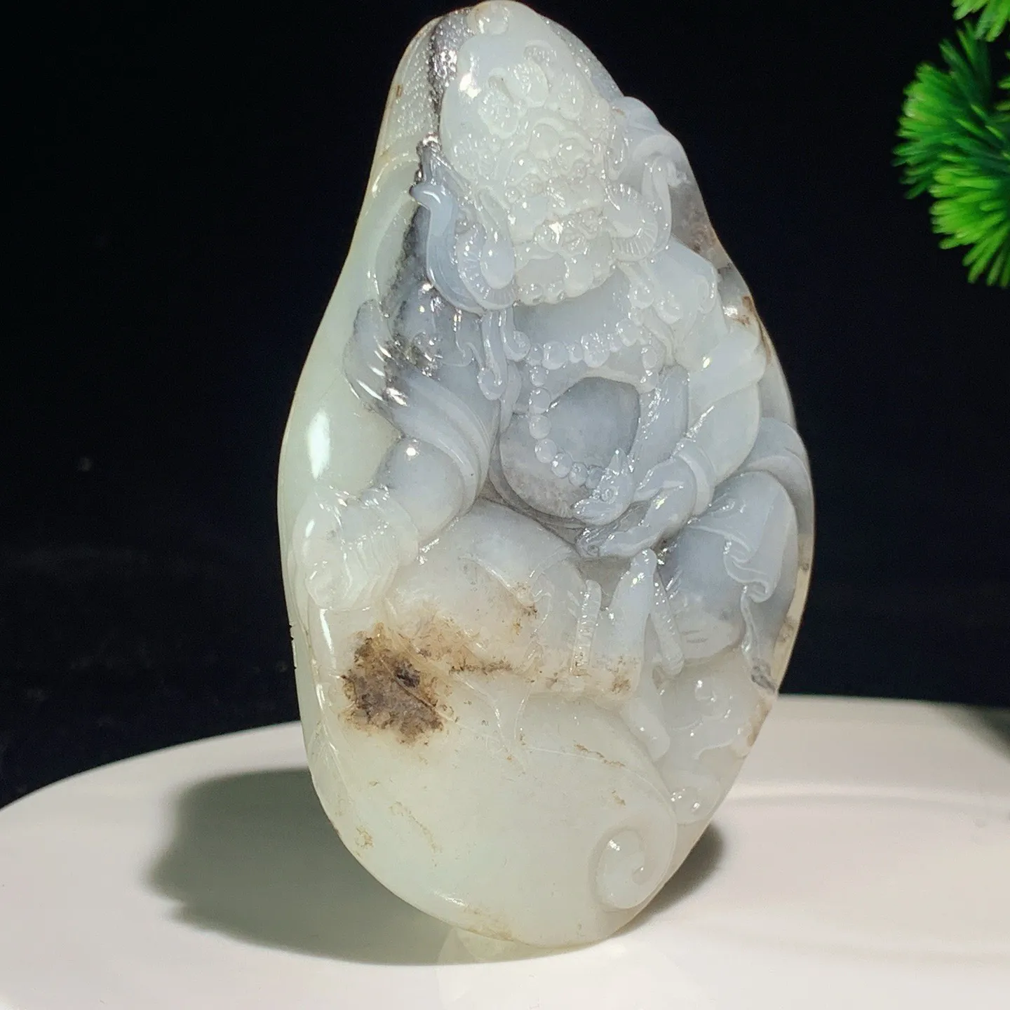 新疆籽料青花黄财神把件 尺寸88/18/63重154克，玉质细腻油润 底色纯净 脂粉好，品质好！lt2507012