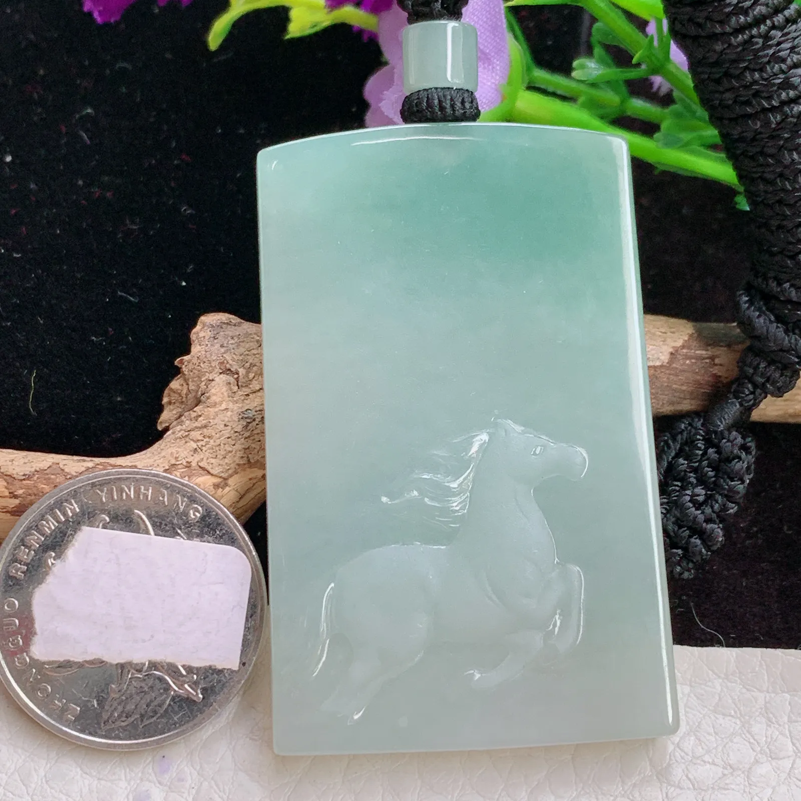 mut实拍56.4*35.8*5.7老坑精雕胶感水润翡翠马到功成 生肖马玉吊坠 玉挂件