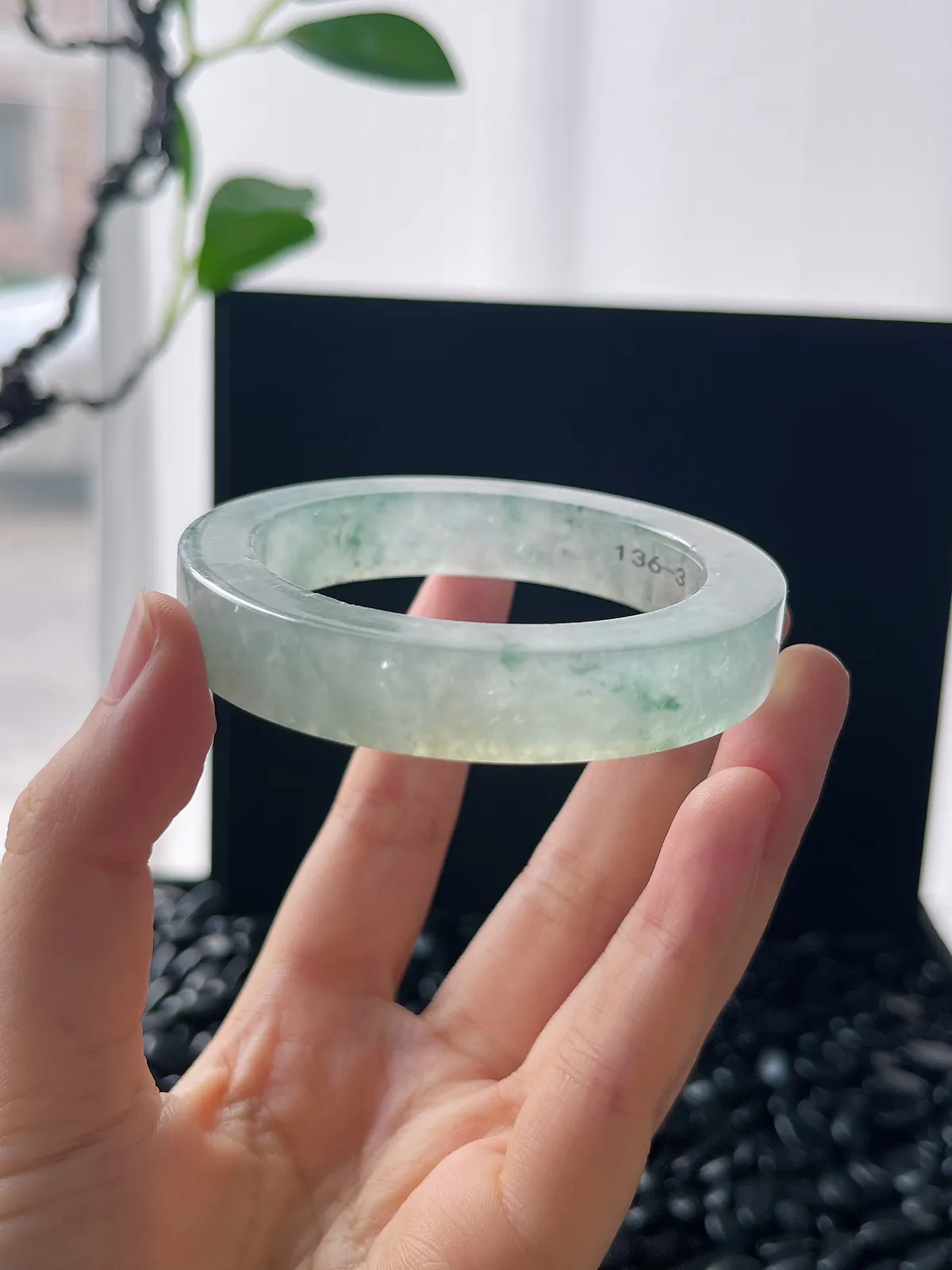 翡翠镯饼，⭕️正圈最大做51，圆条最大做47；最小做50.8