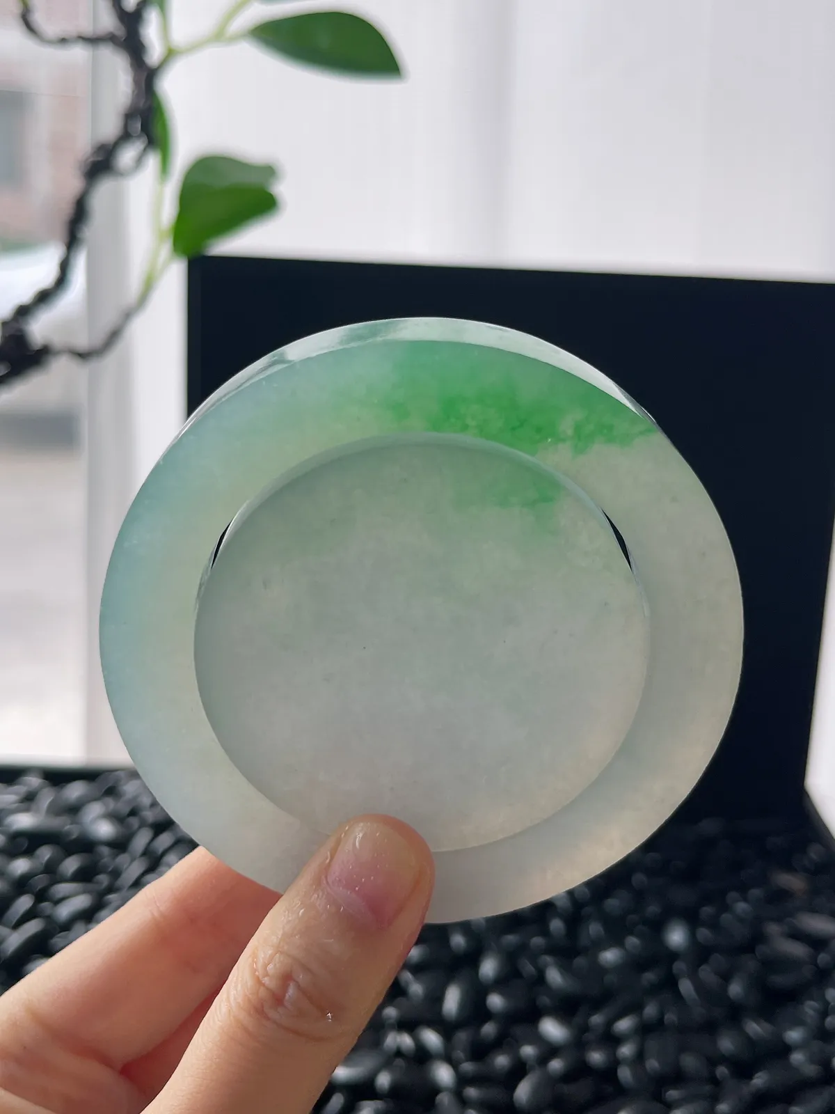 翡翠镯饼，⭕️正圈最大做61，圆条最大做57；最小做55.9