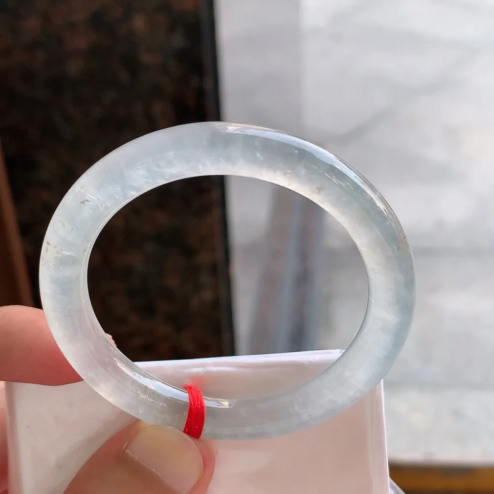圆条冰玻种  无瑕 尺寸:50.1/8.1 种水好起刚光