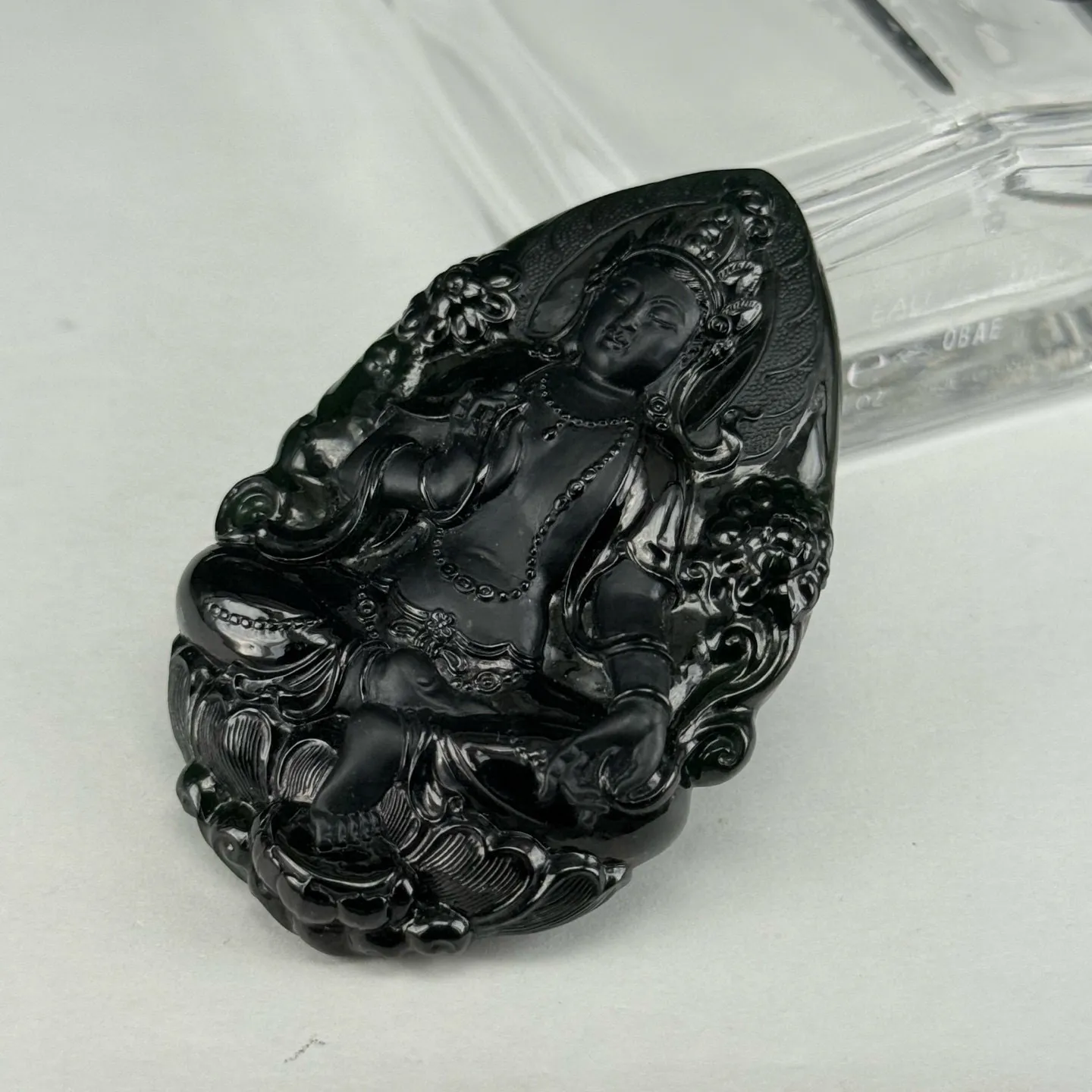 精品墨翠度母 种好色正 黑度极好 打灯通透 油性十足 尺寸65.3
