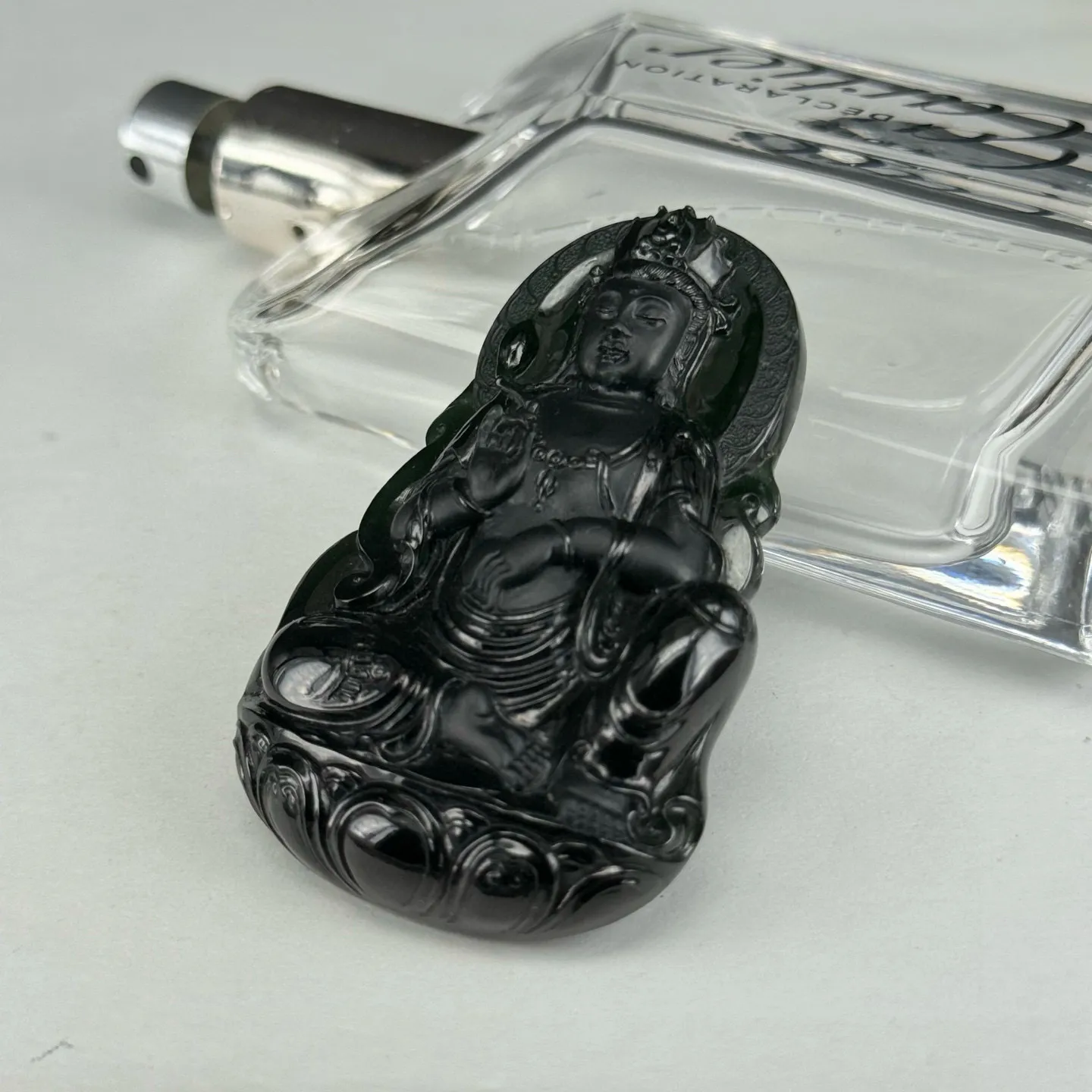 精品墨翠观音 种好色正 黑度极好 打灯通透 油性十足 尺寸62.1