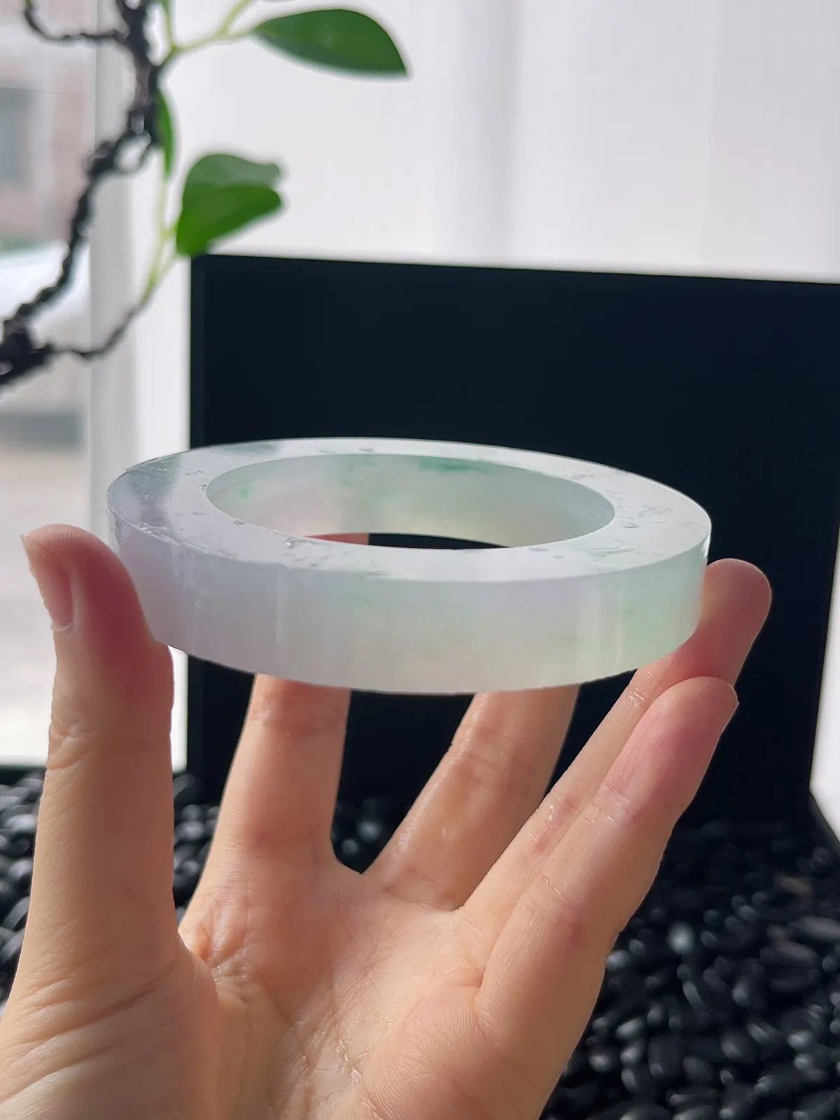 翡翠镯饼，⭕️正圈最大做63，圆条最大做59；最小做54.8