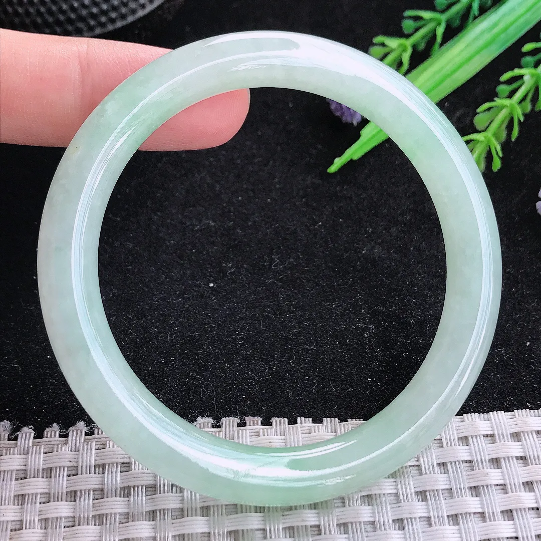 自然光55.5/8.6老坑冰润起胶飘绿圆条手镯玉镯平安镯美人镯
