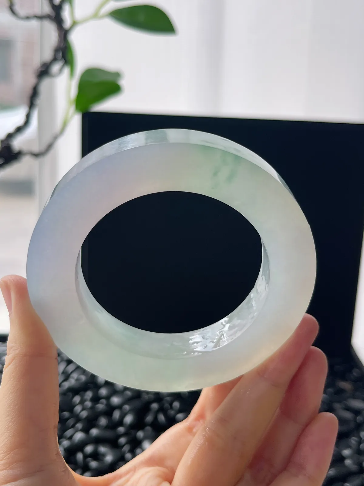 翡翠镯饼，⭕️正圈最大做65，圆条最大做61；最小做55