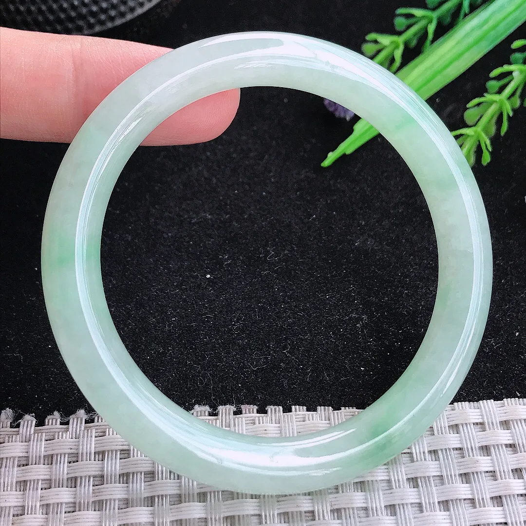 自然光55.5/8.6老坑冰润起胶飘绿圆条手镯玉镯平安镯美人镯