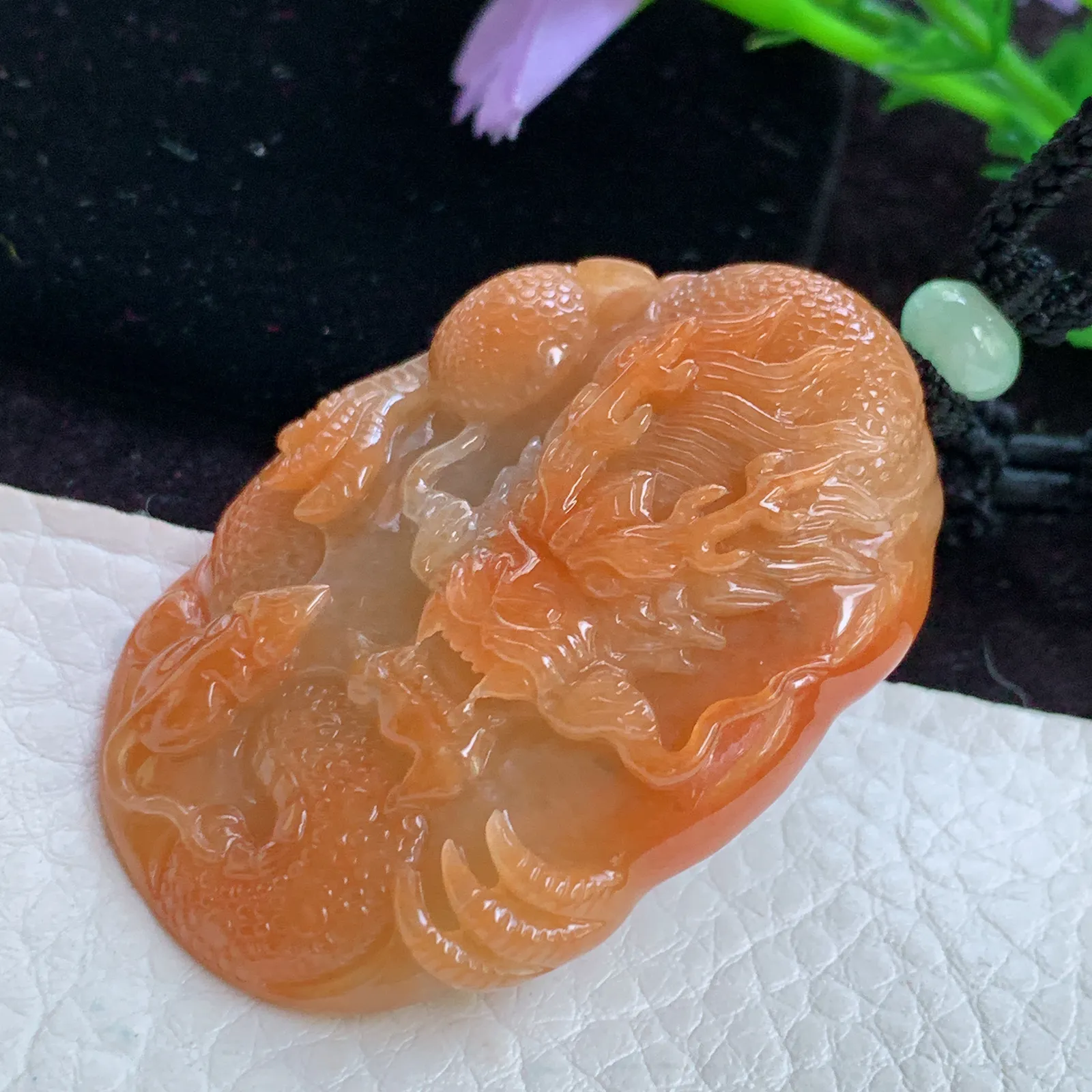 mut实拍50*36.8*15.3老坑精雕胶感霸气龙牌 随形龙行天下玉吊坠 玉挂件